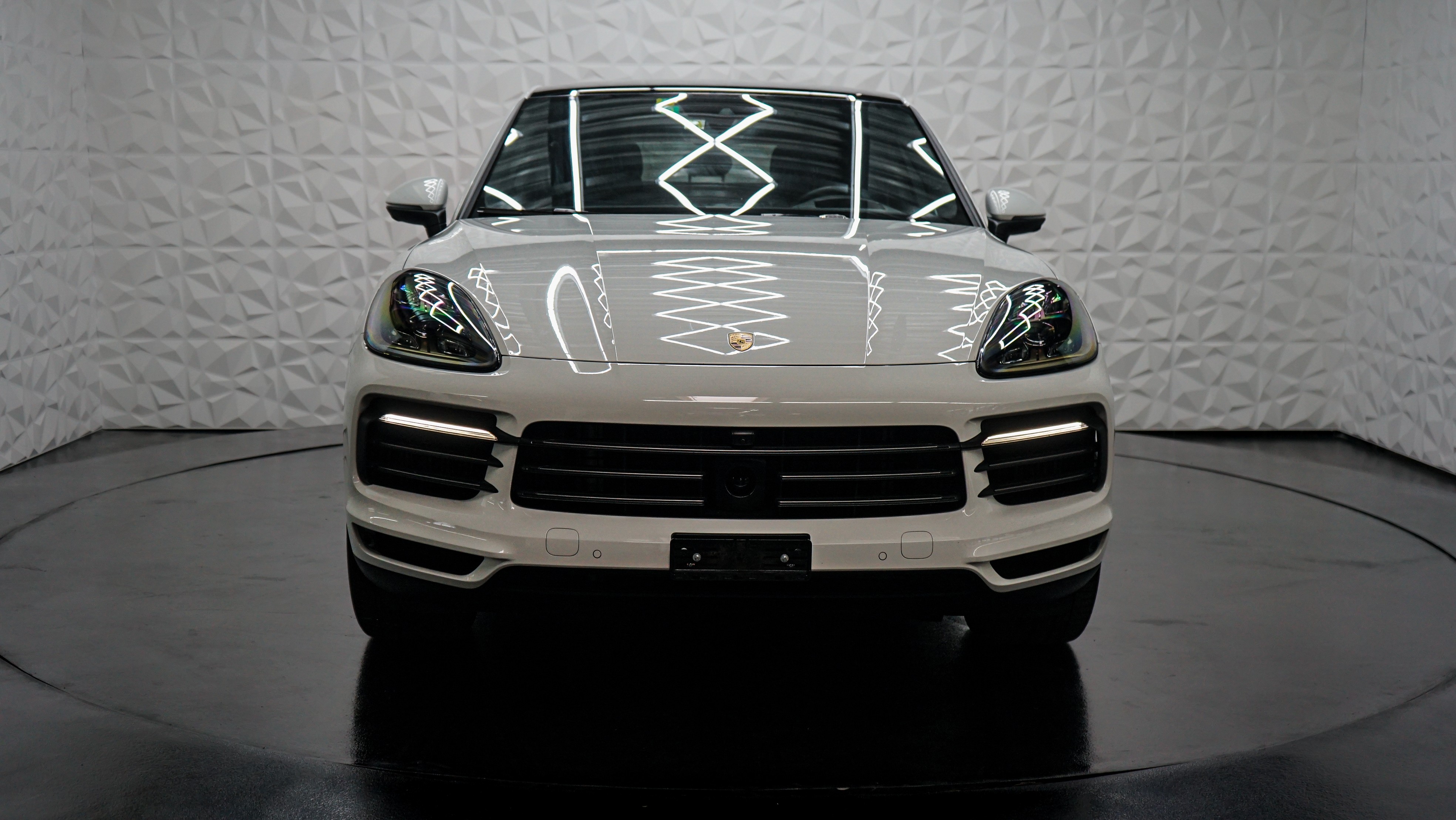 PORSCHE Cayenne Coupé E-Hybrid Platinum Edition