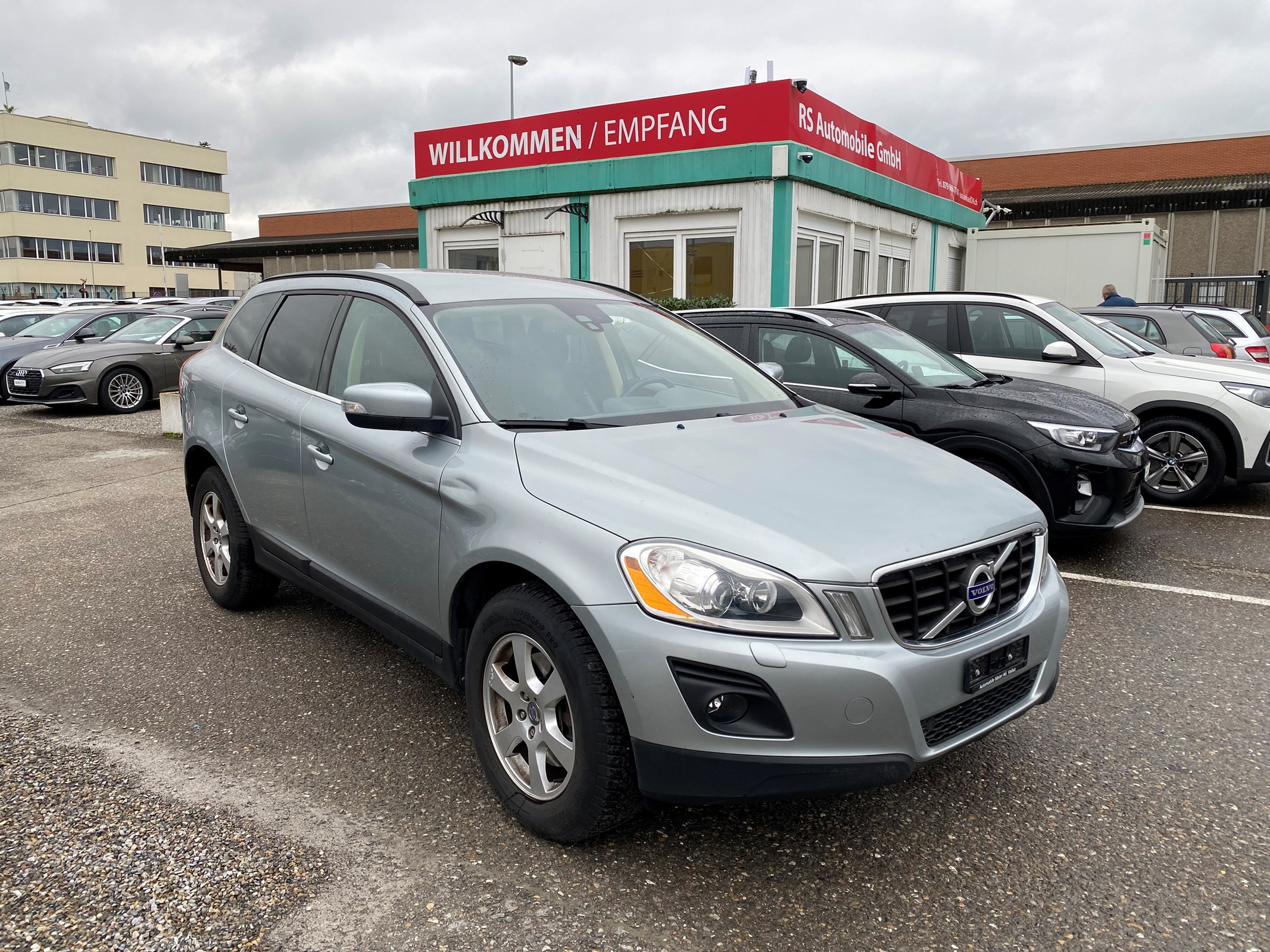 VOLVO XC60 2.4 D5 Momentum AWD