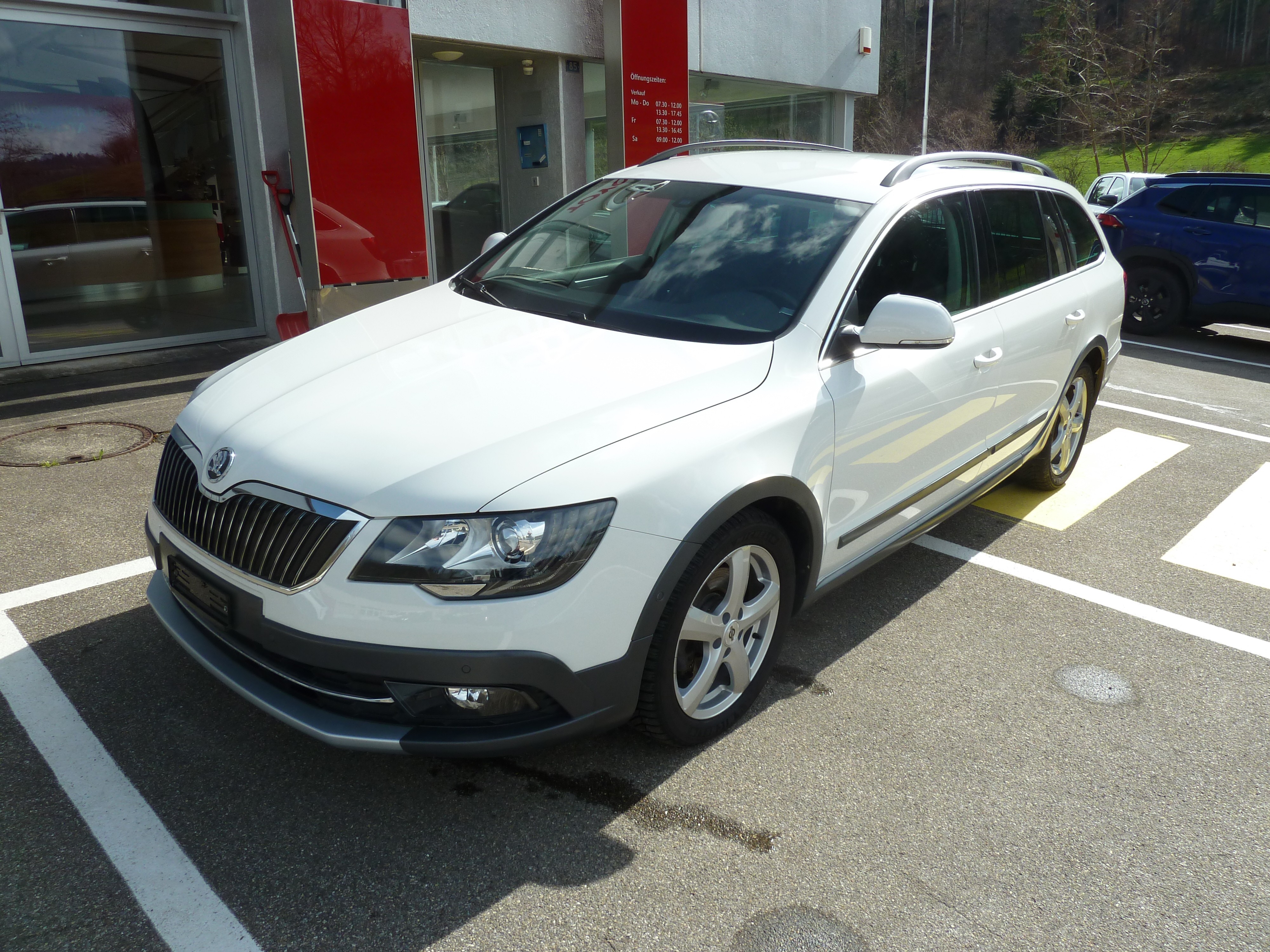 SKODA Superb Combi 2.0 TDi Elegance 4x4 DSG