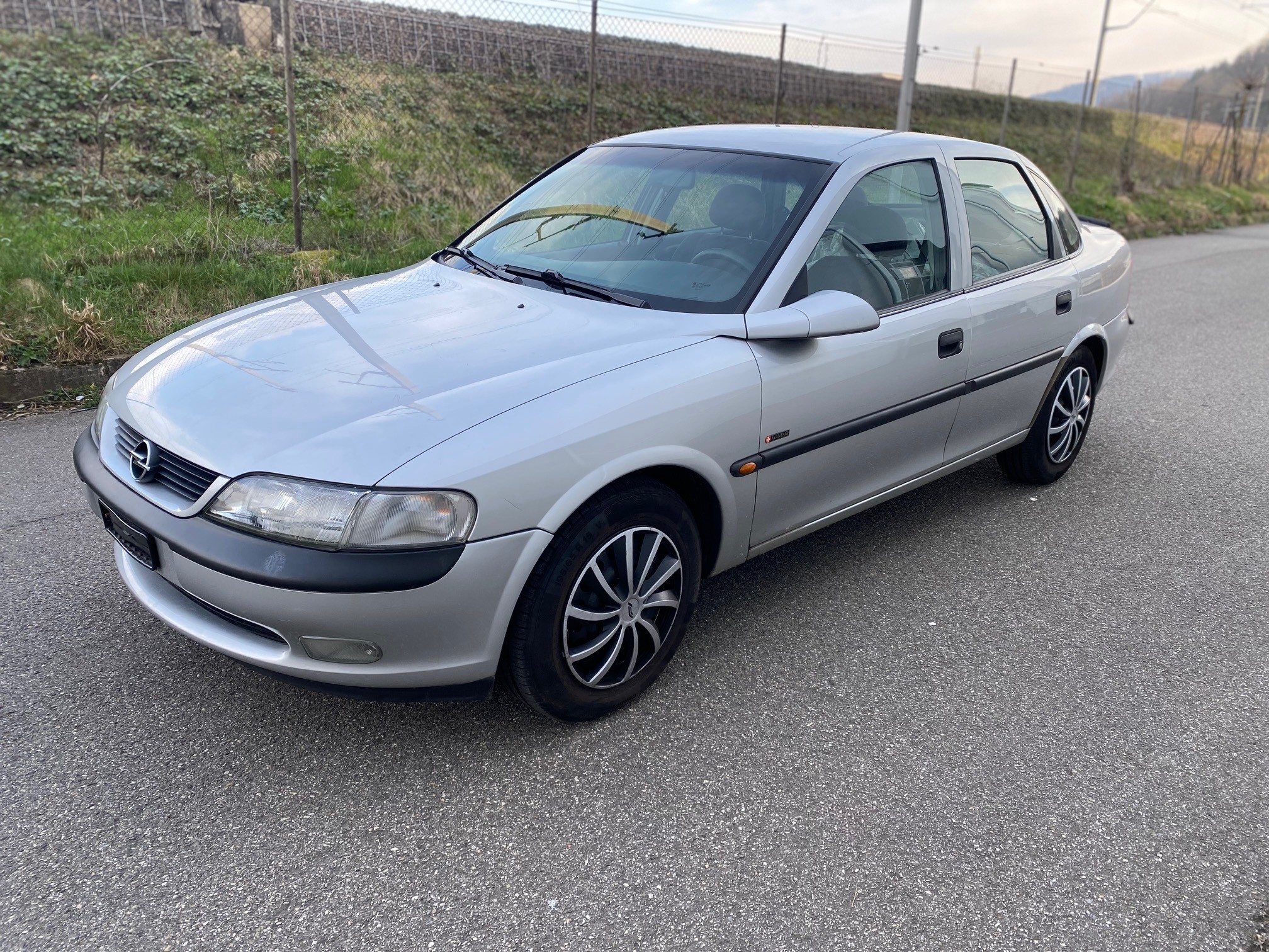 OPEL Vectra 2.0i 16V GL