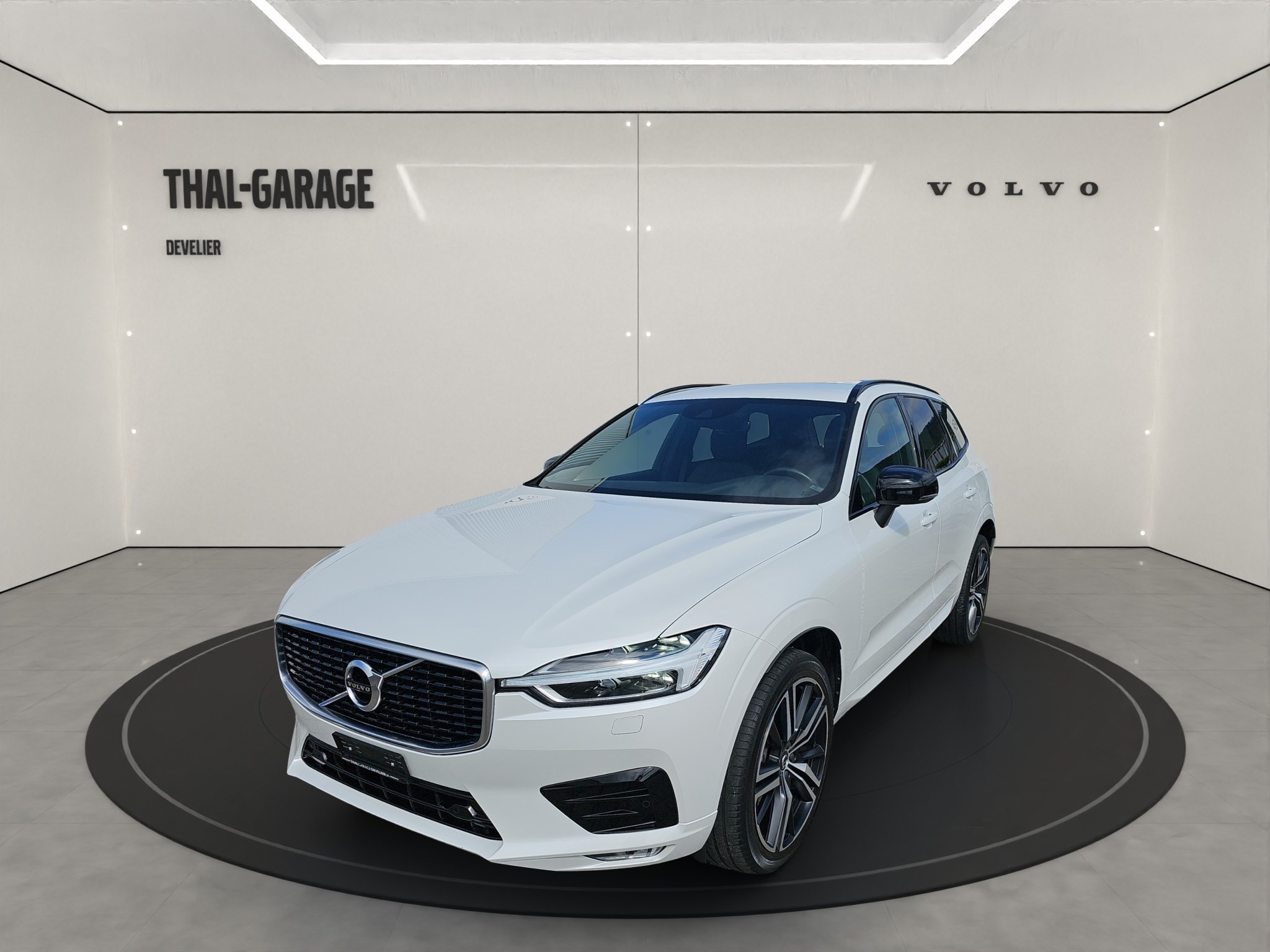 VOLVO XC60 2.0 B5 MH R-Design