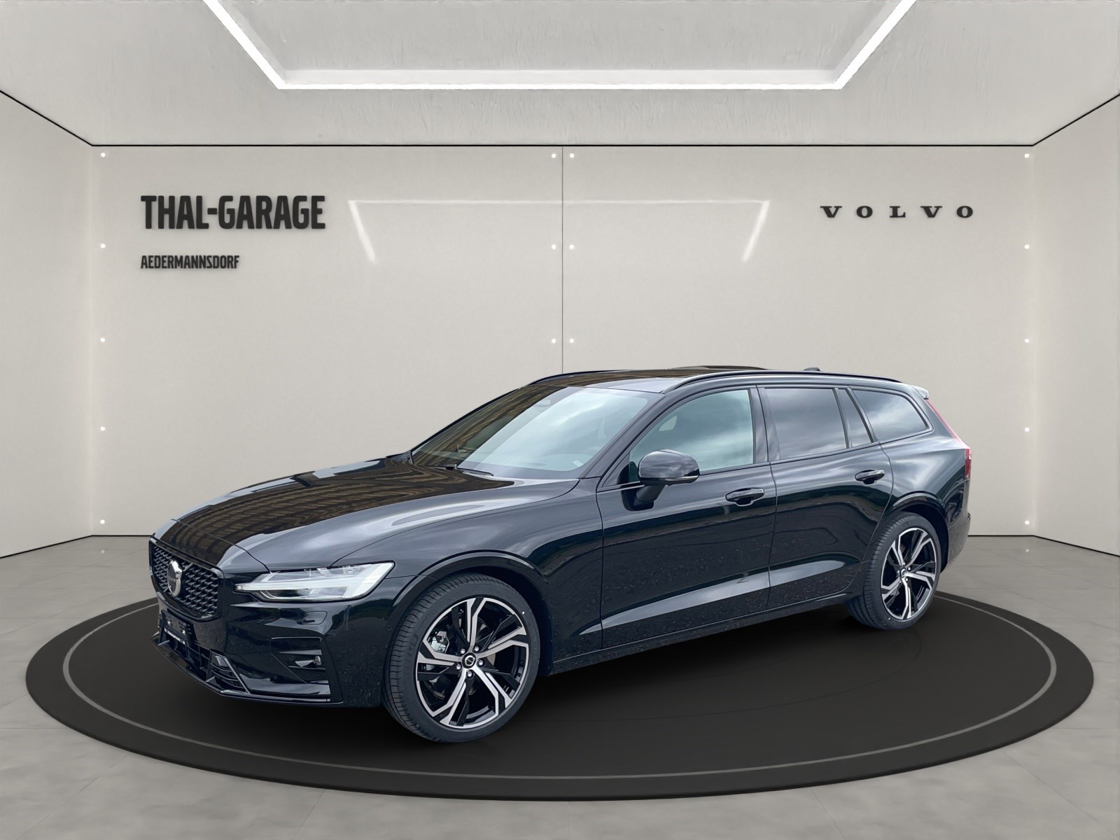 VOLVO V60 2.0 B4 Ultimate Dark