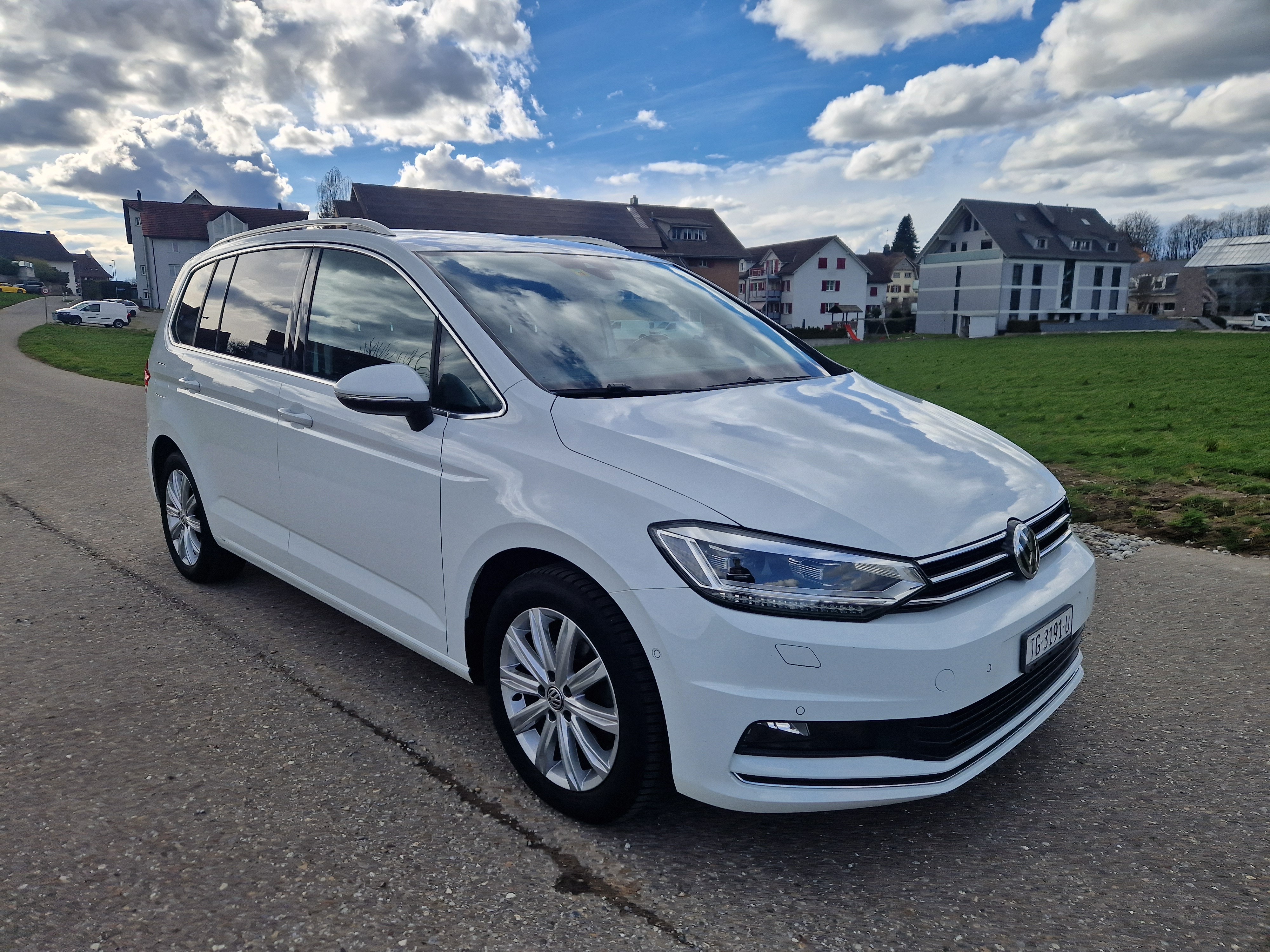 VW Touran 2.0 TDI BlueMotion Technology Highline DSG