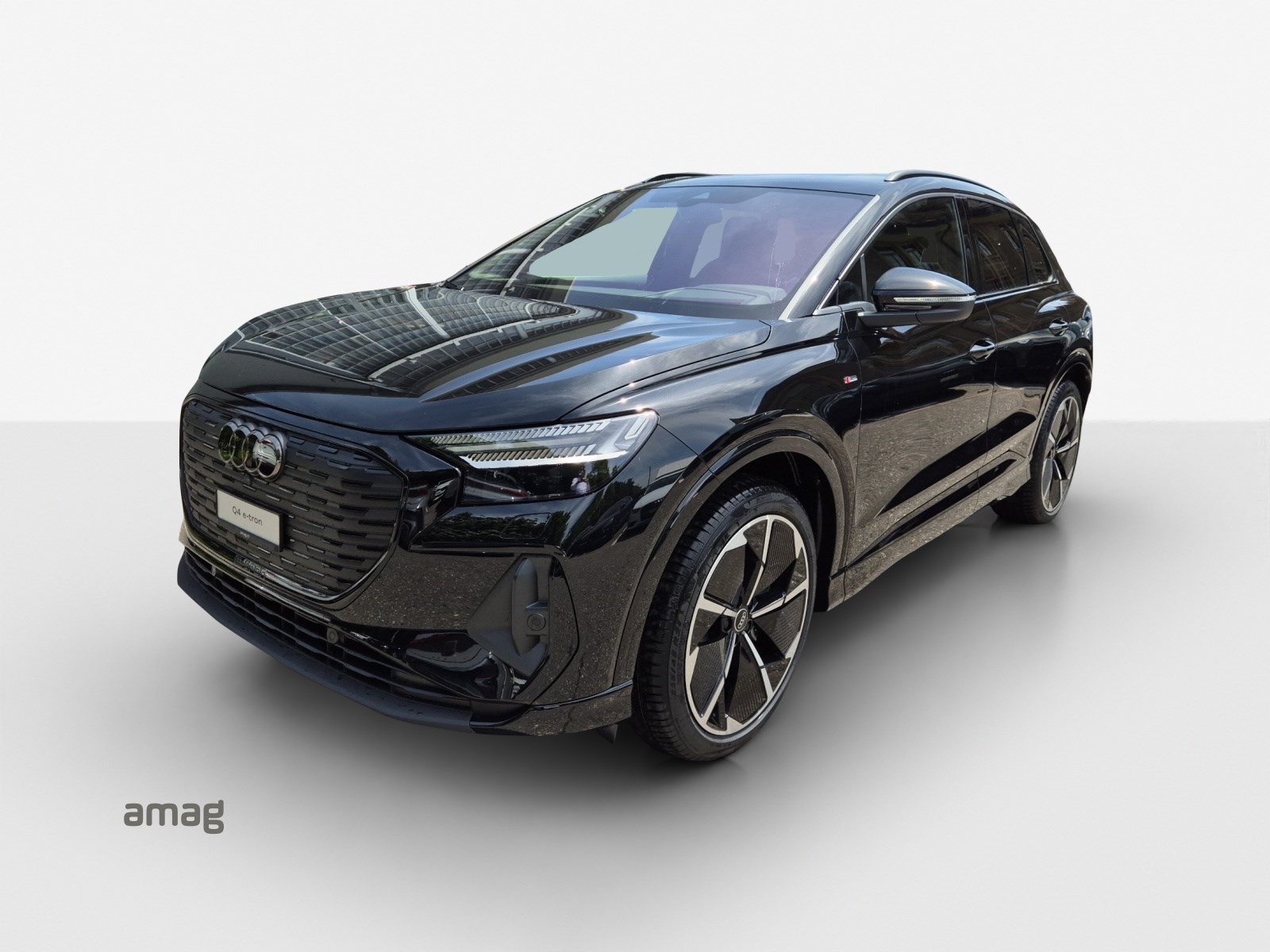 AUDI Q4 e-tron 55 quattro