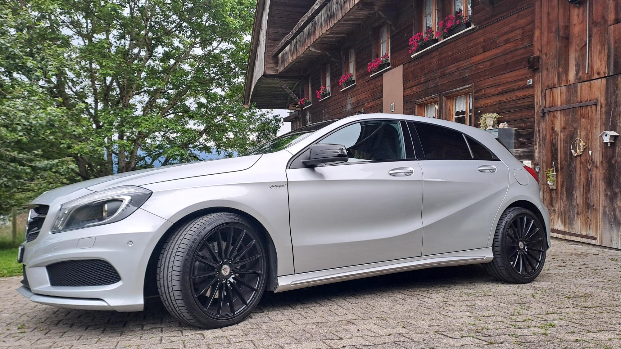 MERCEDES-BENZ A 250 AMG Line 4Matic 7G-DCT