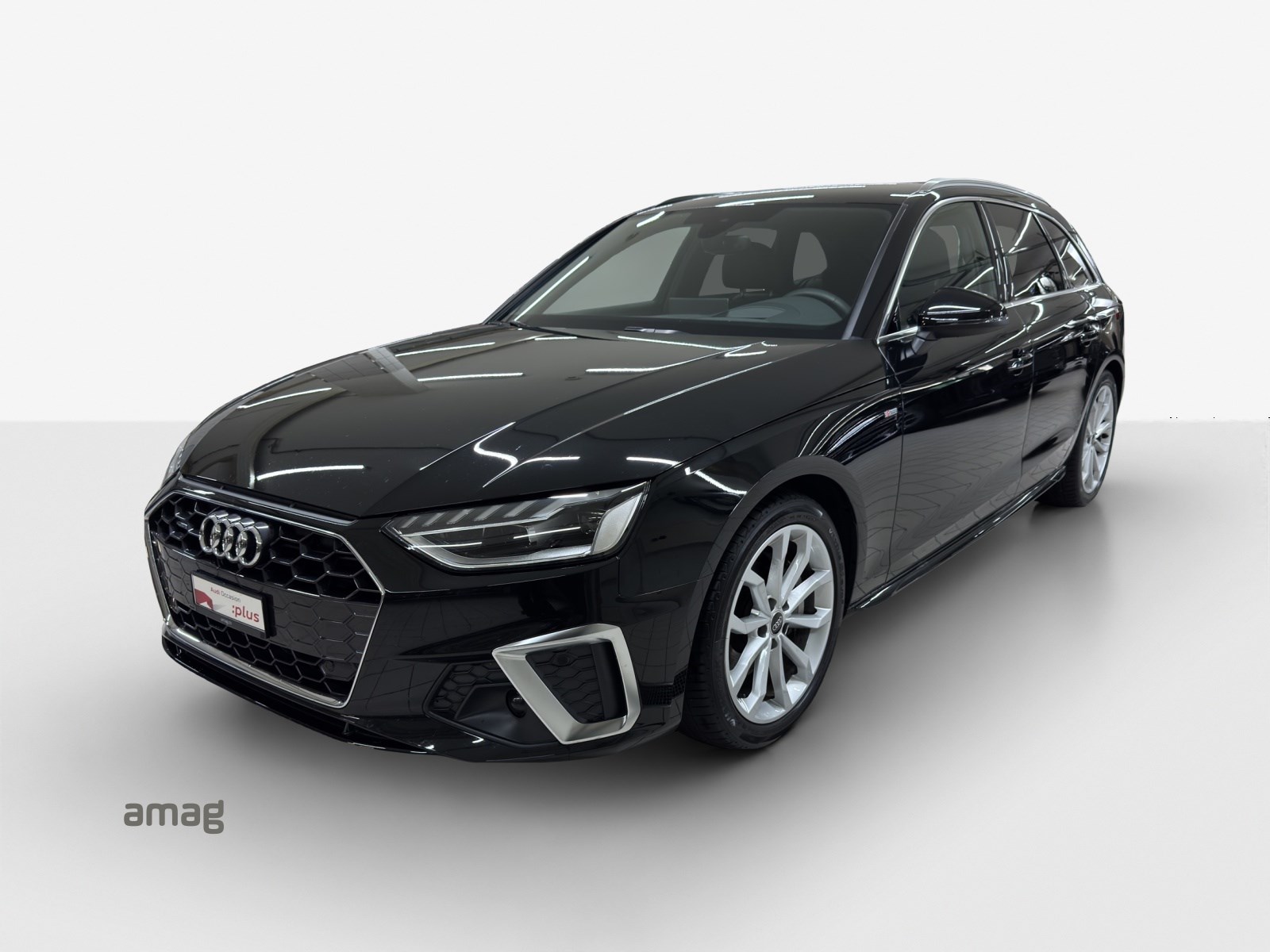 AUDI A4 Avant 40 TFSI S line S-tronic quattro