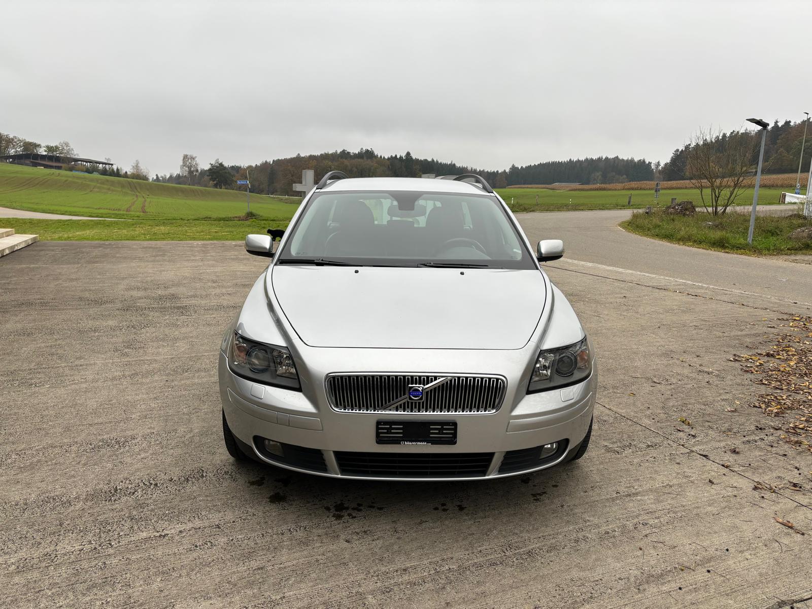 VOLVO V50 2.4 Summum