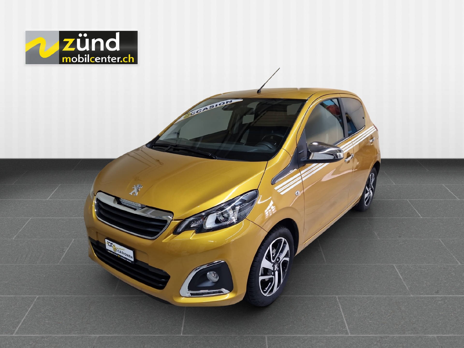 PEUGEOT 108 1.2 PureTech Collection