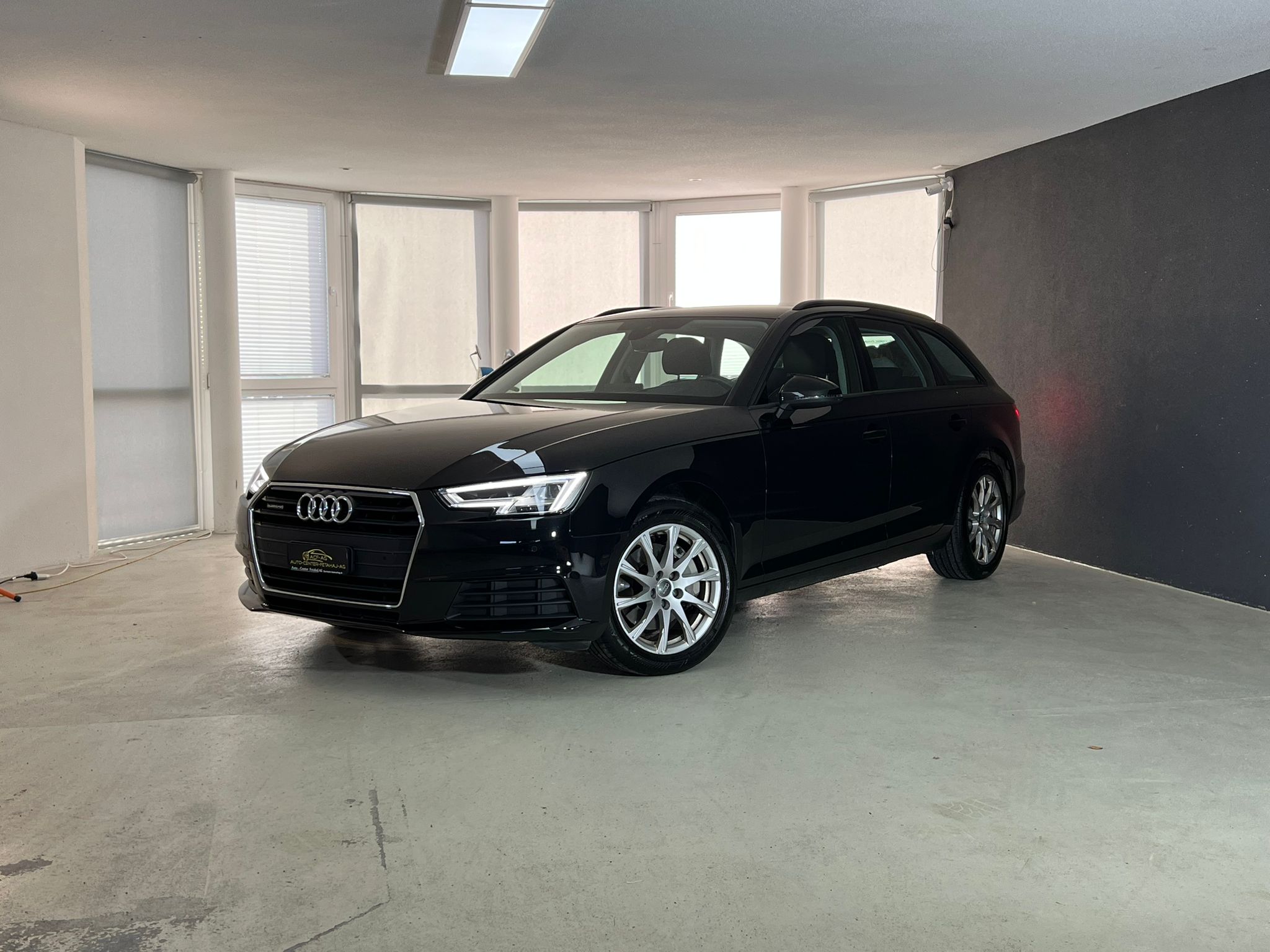 AUDI A4 Avant 40 TDI quattro S-tronic