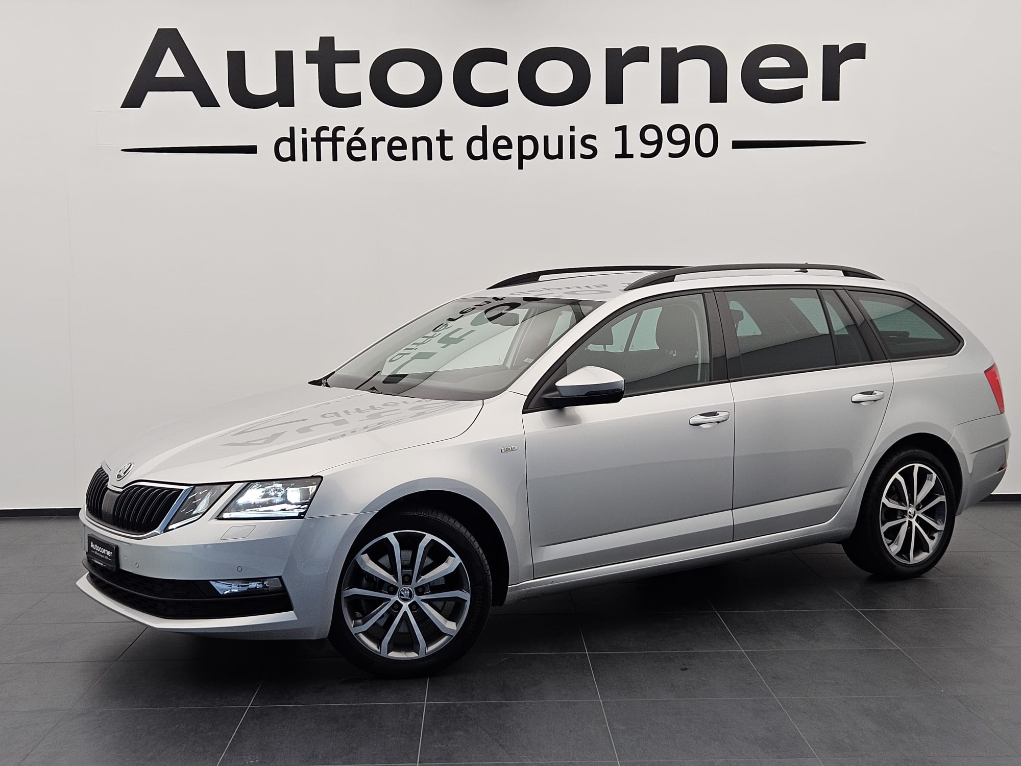 SKODA Octavia Combi 2.0 TSI Soleil 4x4 DSG