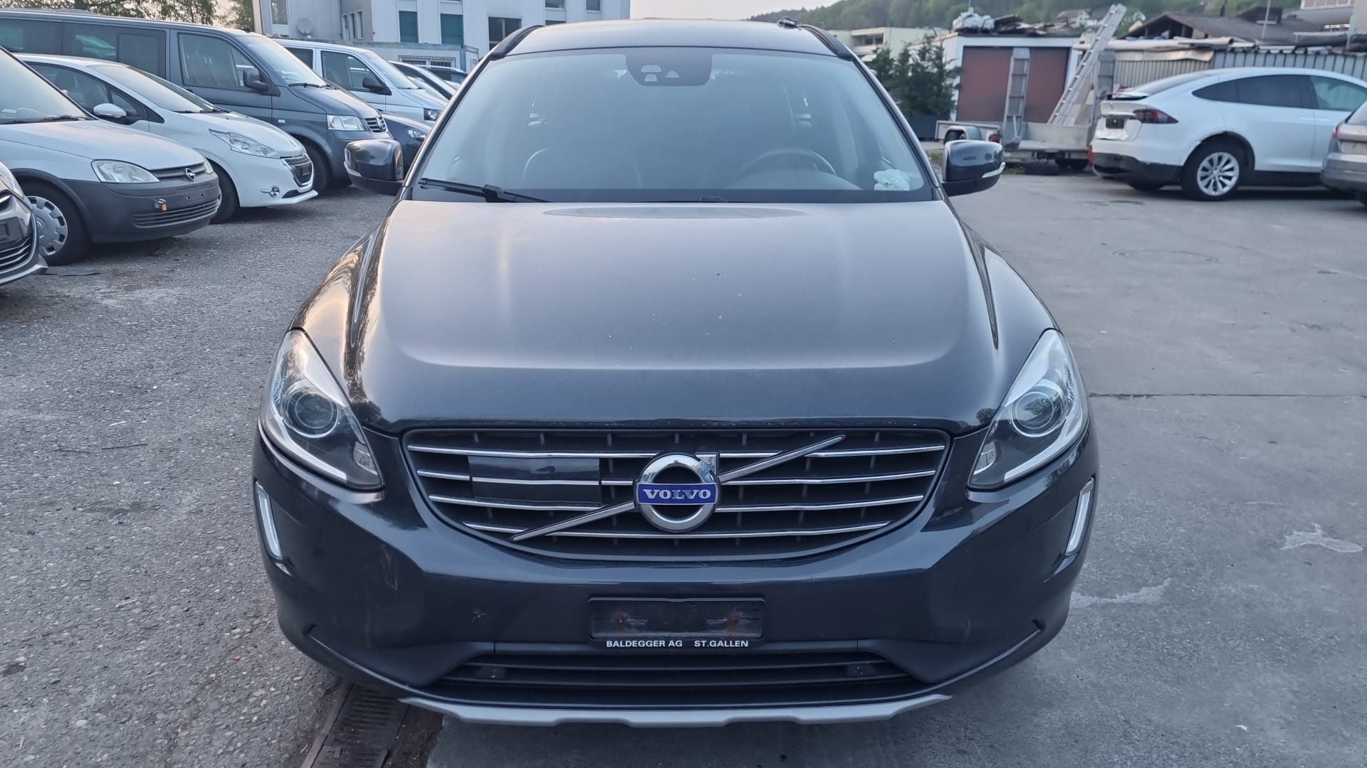 VOLVO XC60 D4 AWD Momentum Geartronic