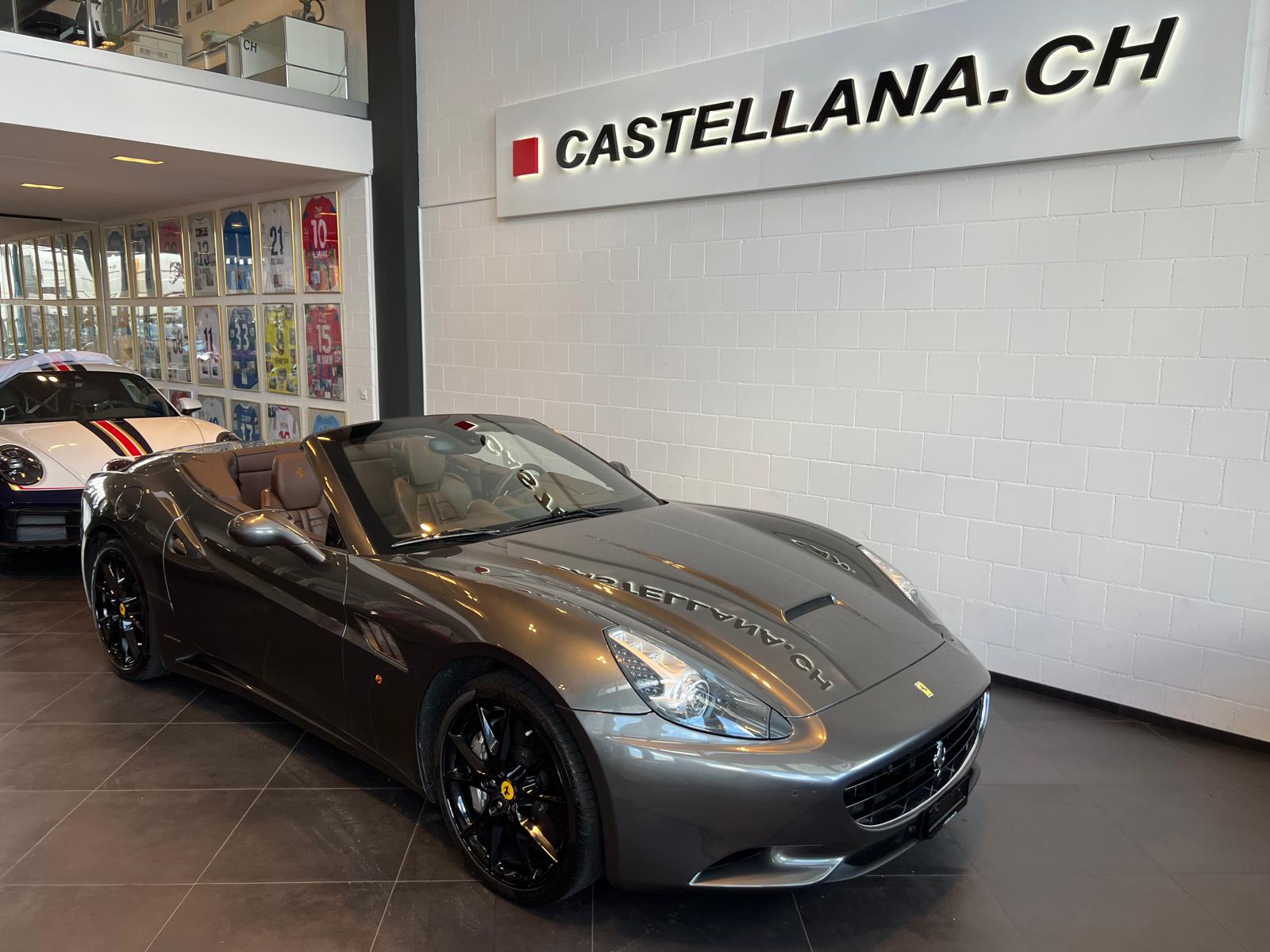 FERRARI California 4.3 V8