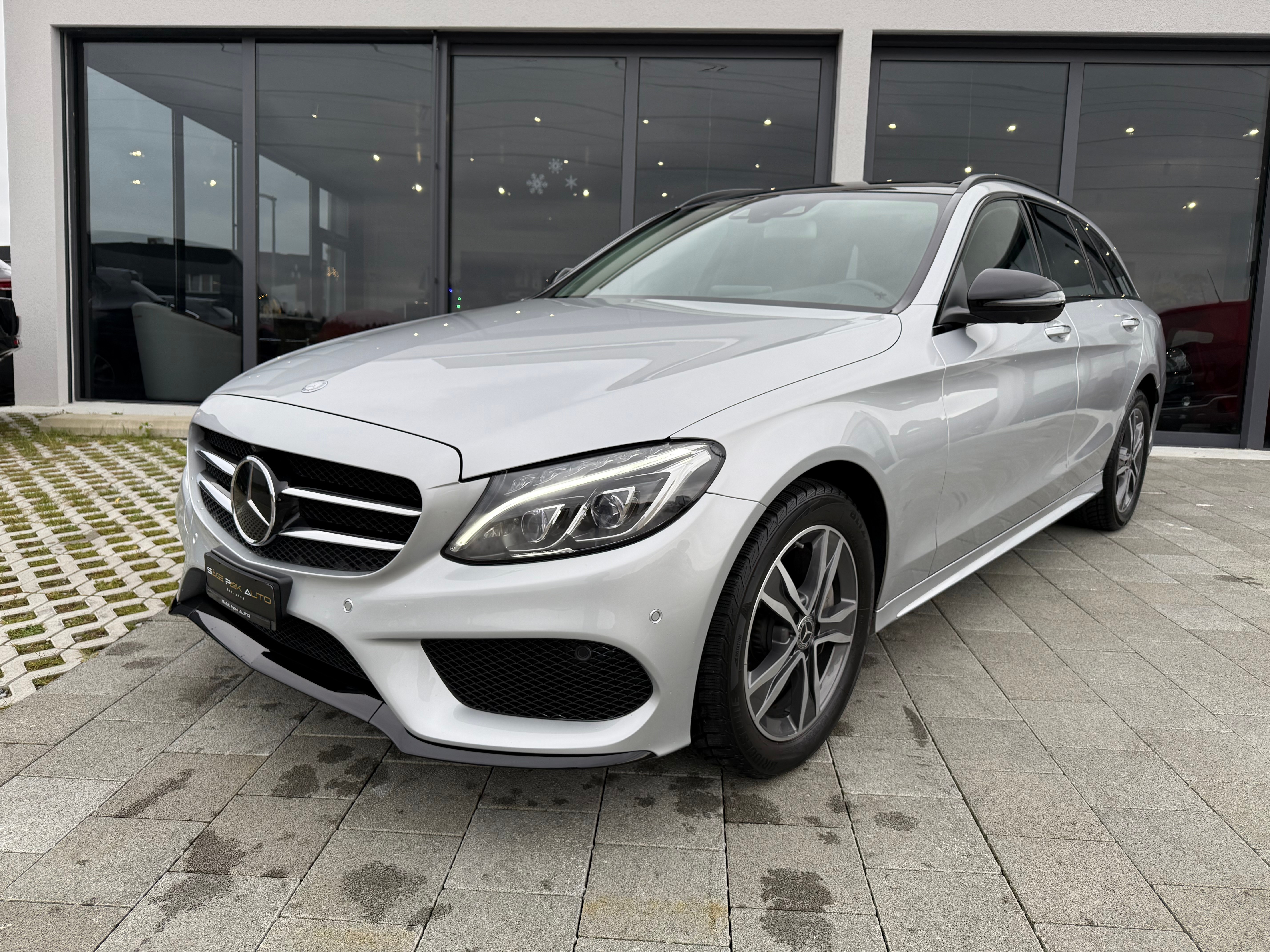 MERCEDES-BENZ C 250 d 4Matic 9G-Tronic *AMG Line EXTERIEUR* LUXURY-PAKET INTERIEUR*