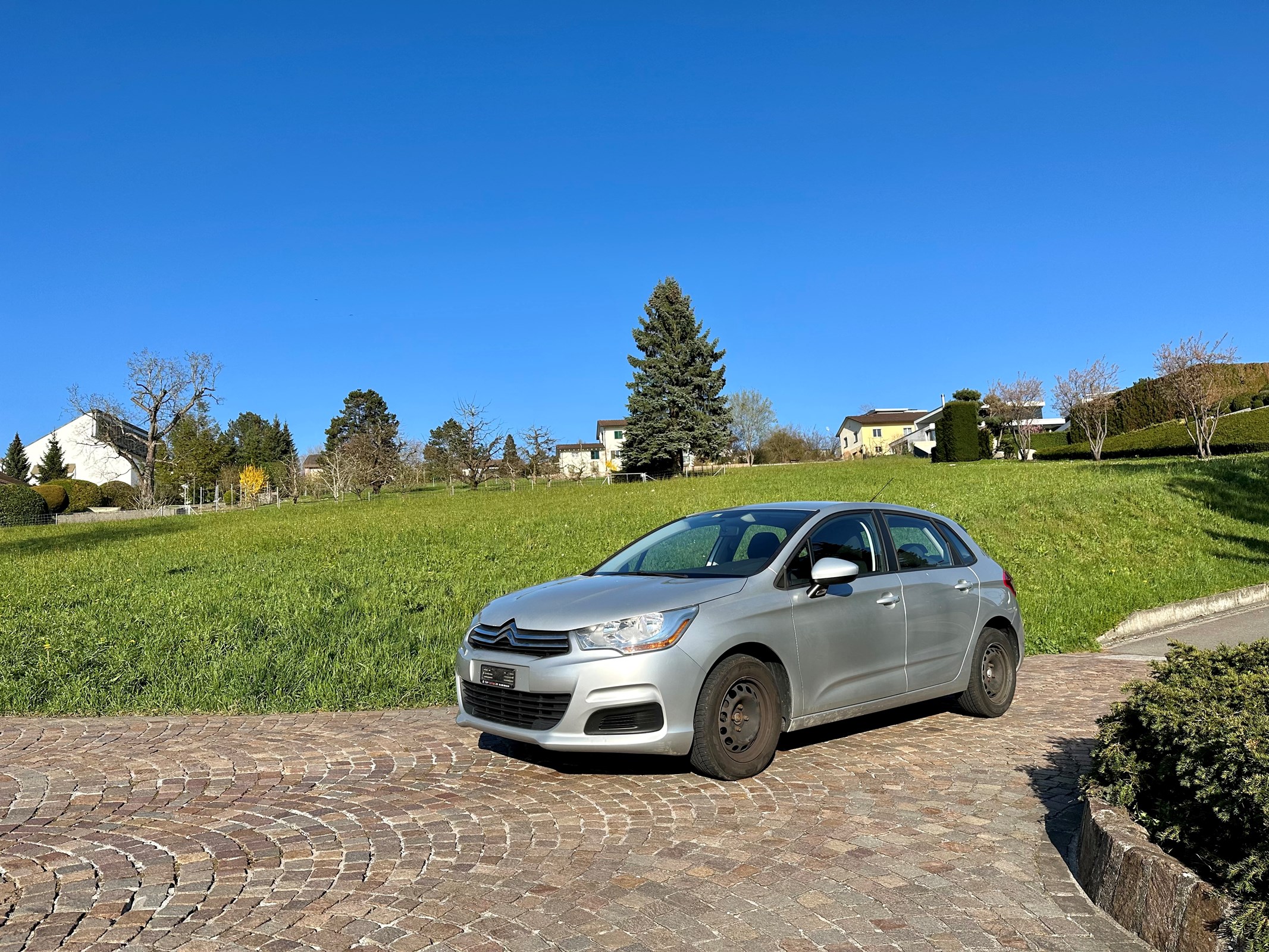 CITROEN C4 Berline 1.4 VTi Attraction