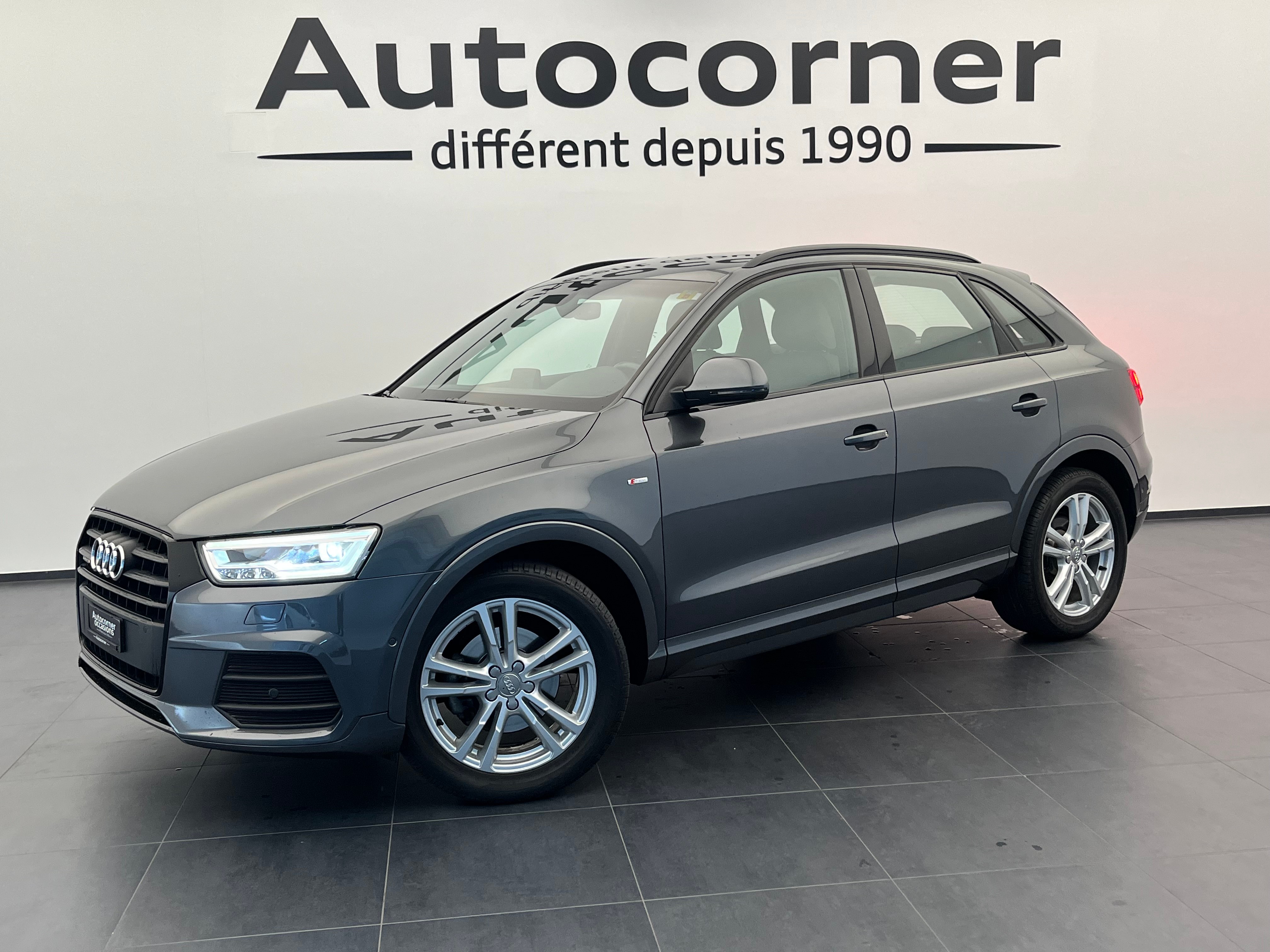 AUDI Q3 2.0 TFSI sport quattro S-tronic