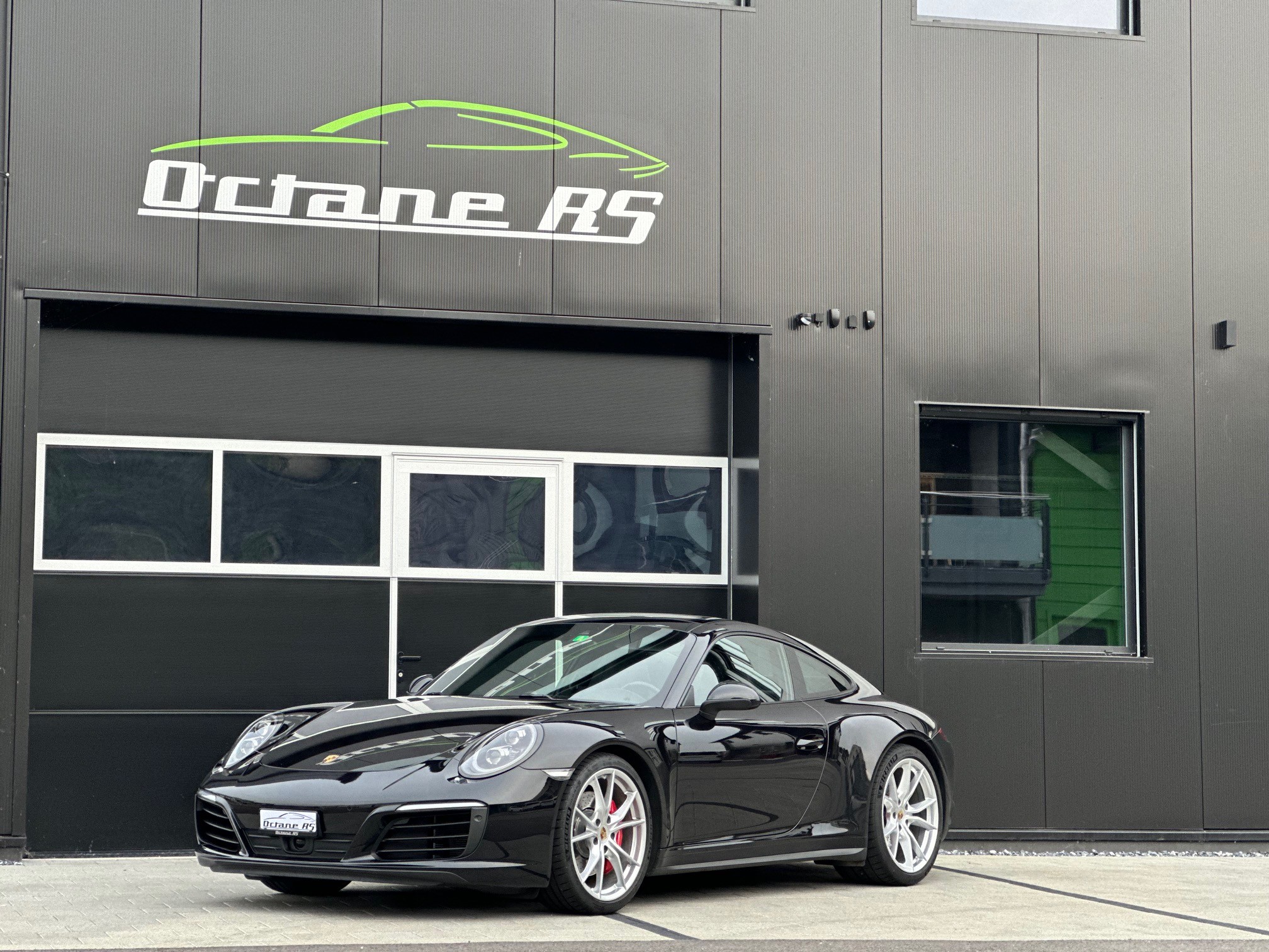 PORSCHE 911 Carrera 4S PDK