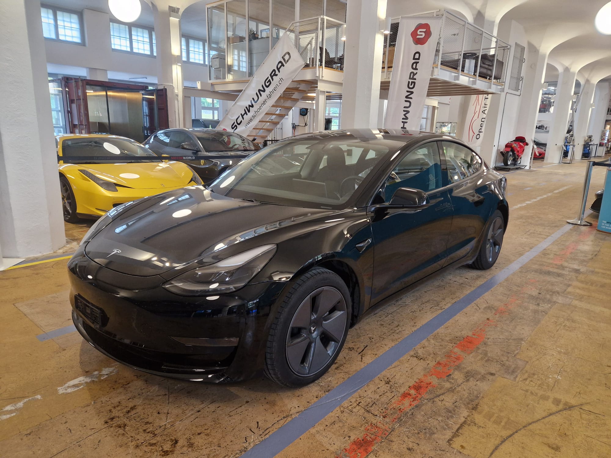 TESLA Model 3 Long Range Dual Motor AWD