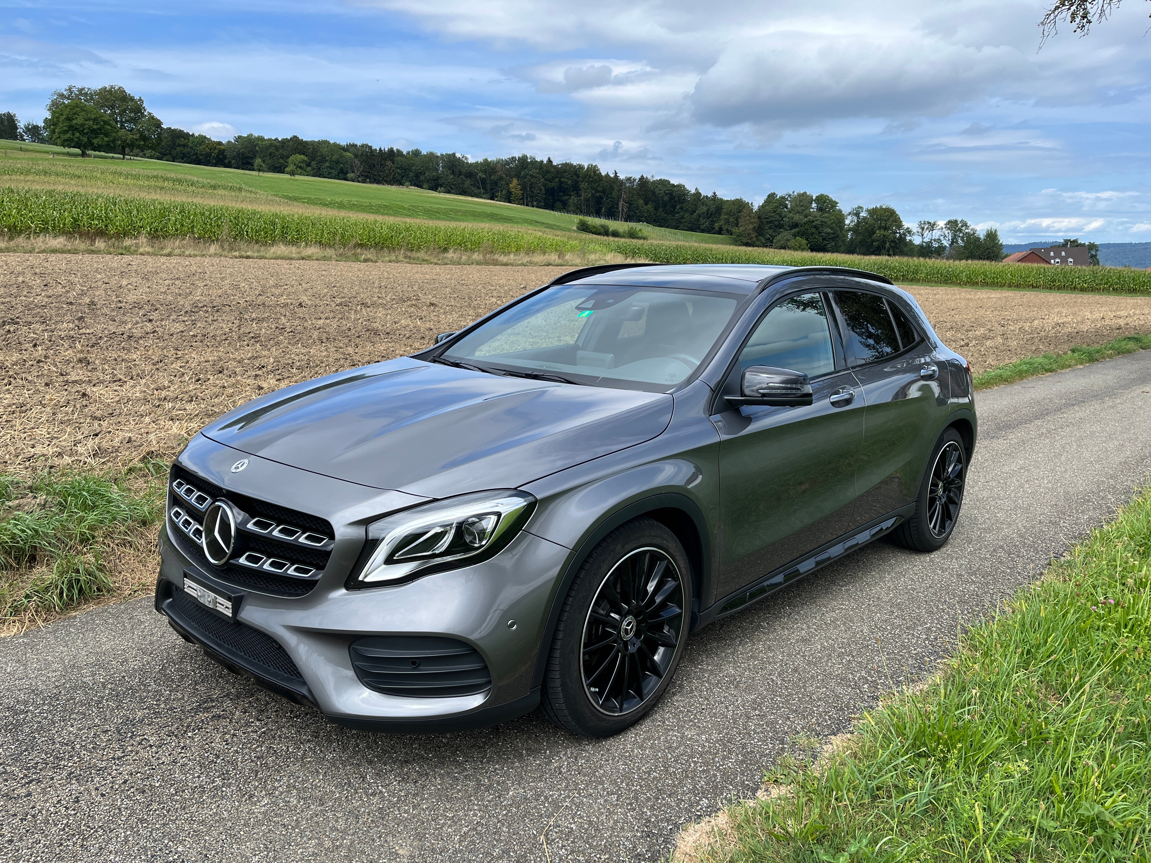 MERCEDES-BENZ GLA 250 AMG Line 4Matic 7G-DCT