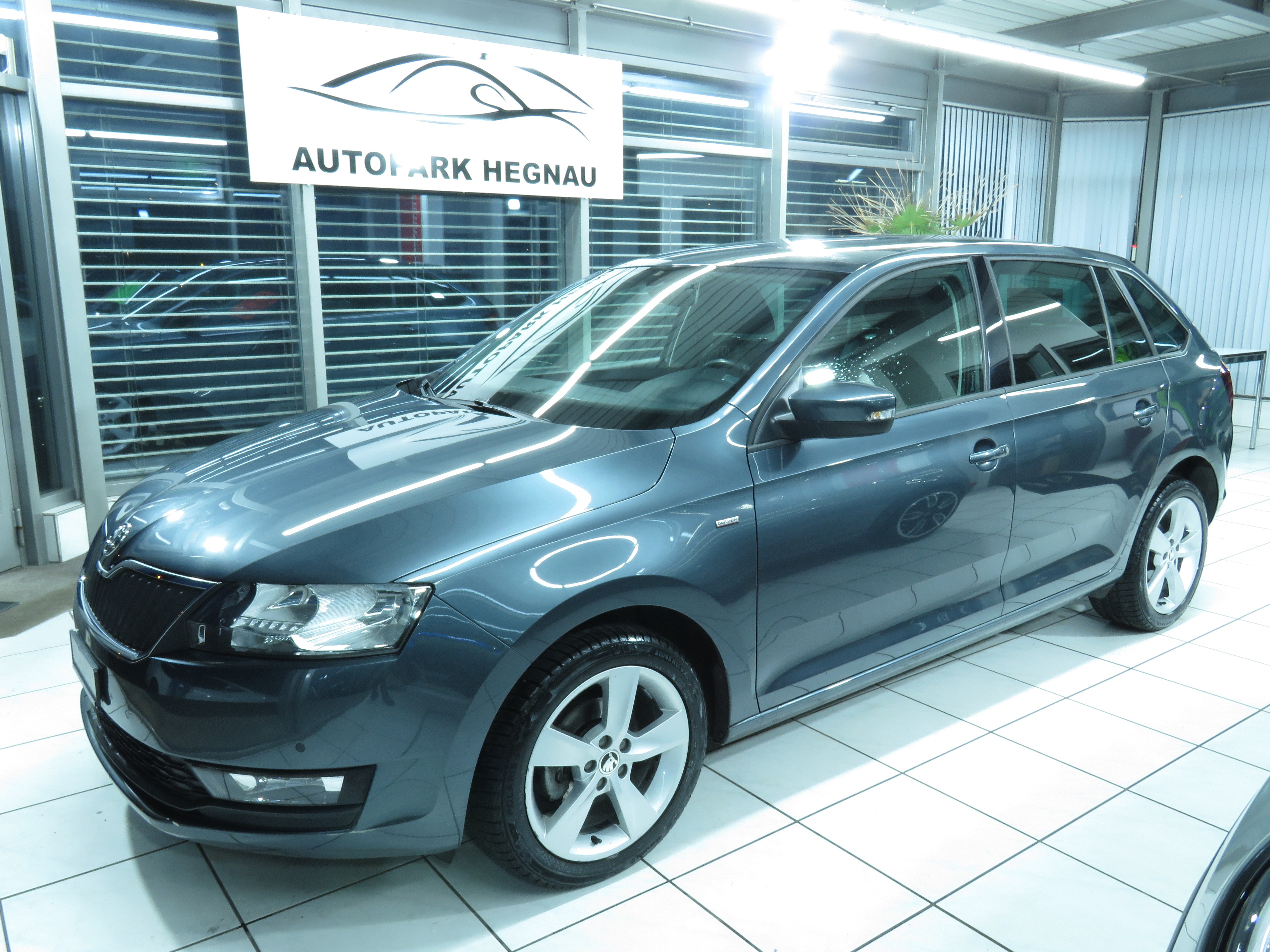 SKODA Rapid Spaceback 1.0 TSI Clever