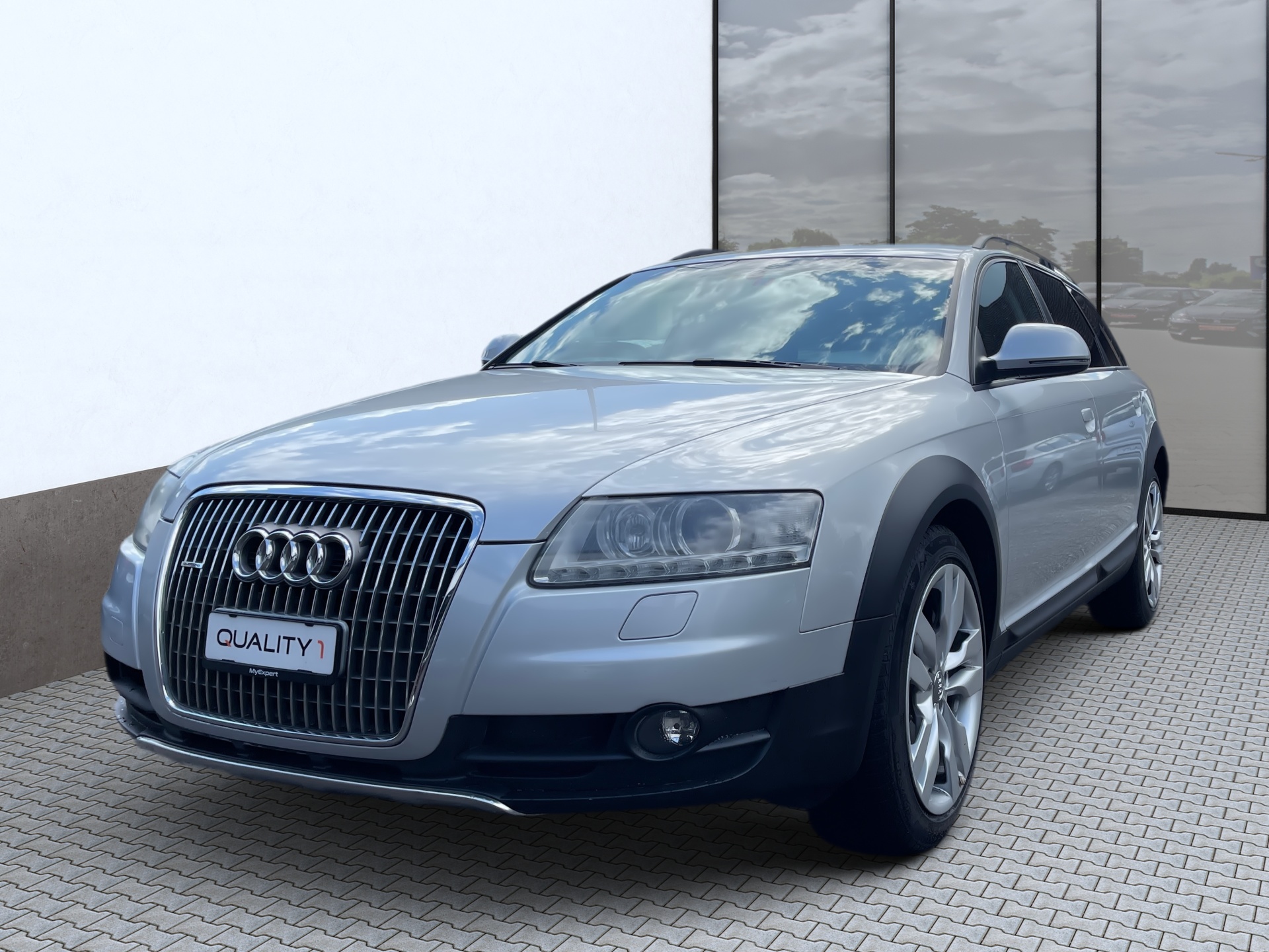 AUDI A6 allroad 3.0 TDI quattro tiptronic