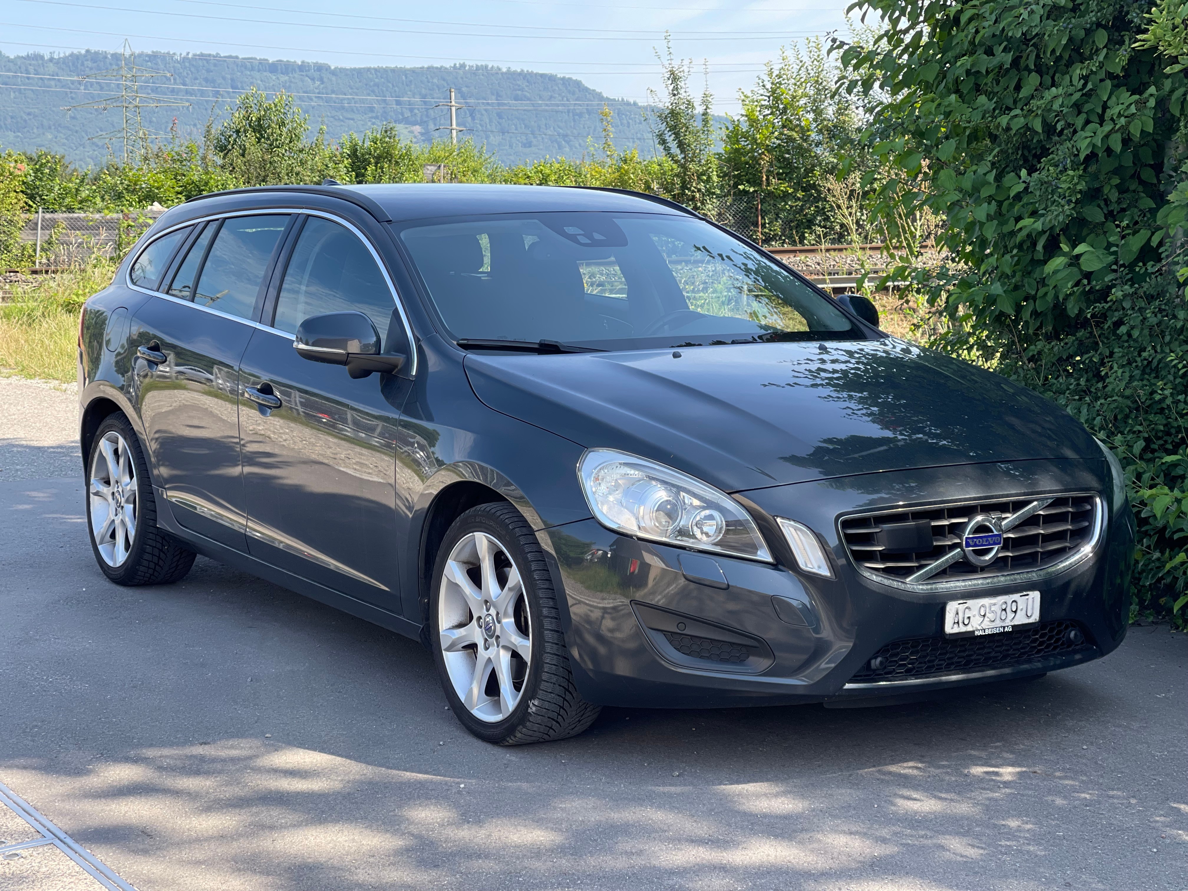 VOLVO V60 D3 Kinetic Geartronic