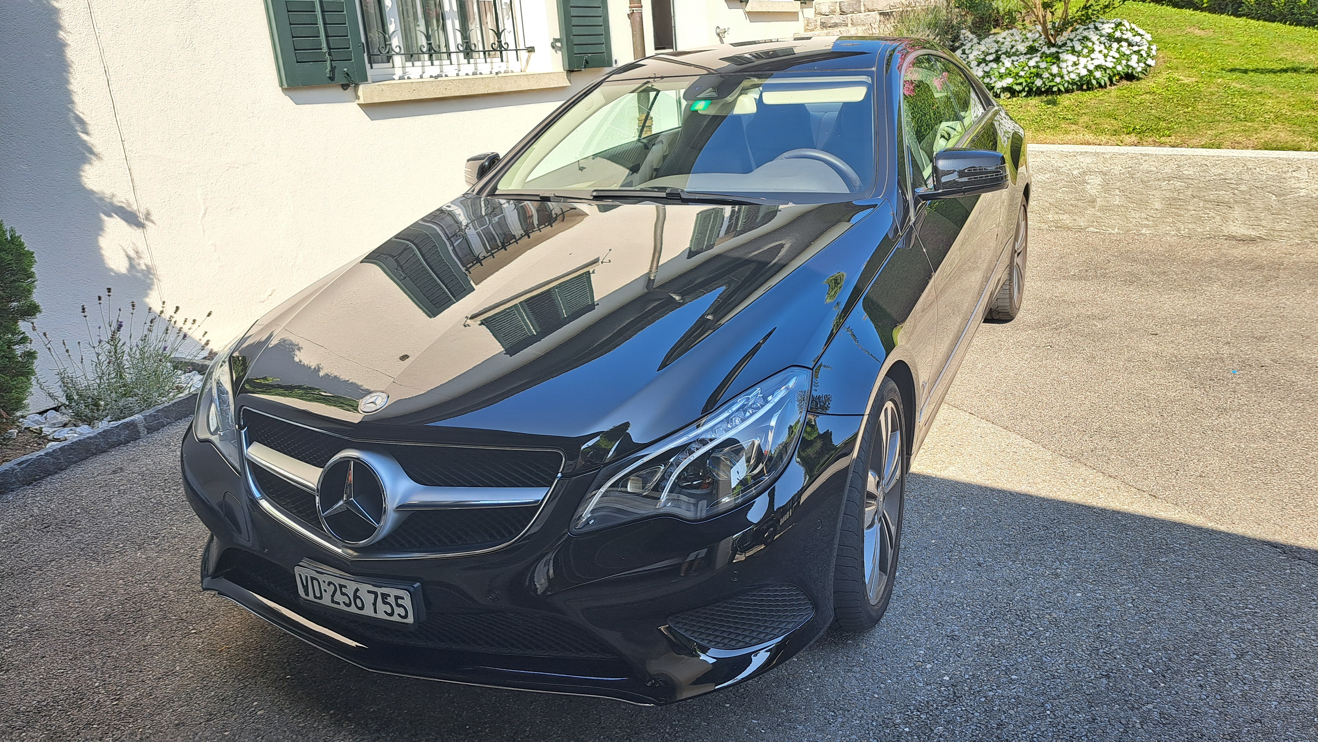 MERCEDES-BENZ E 250 7G-Tronic