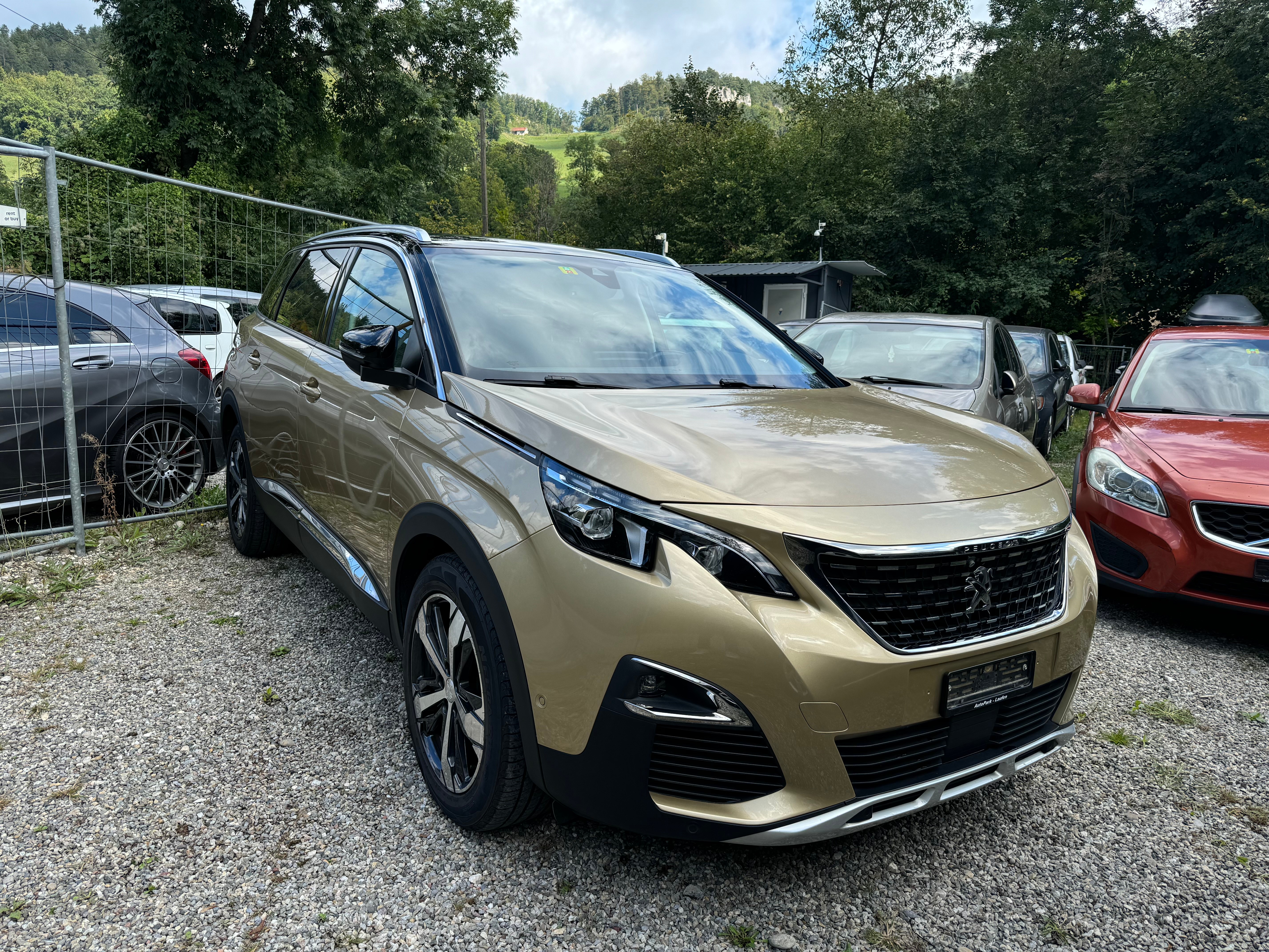 PEUGEOT 5008 1.6 THP Allure EAT