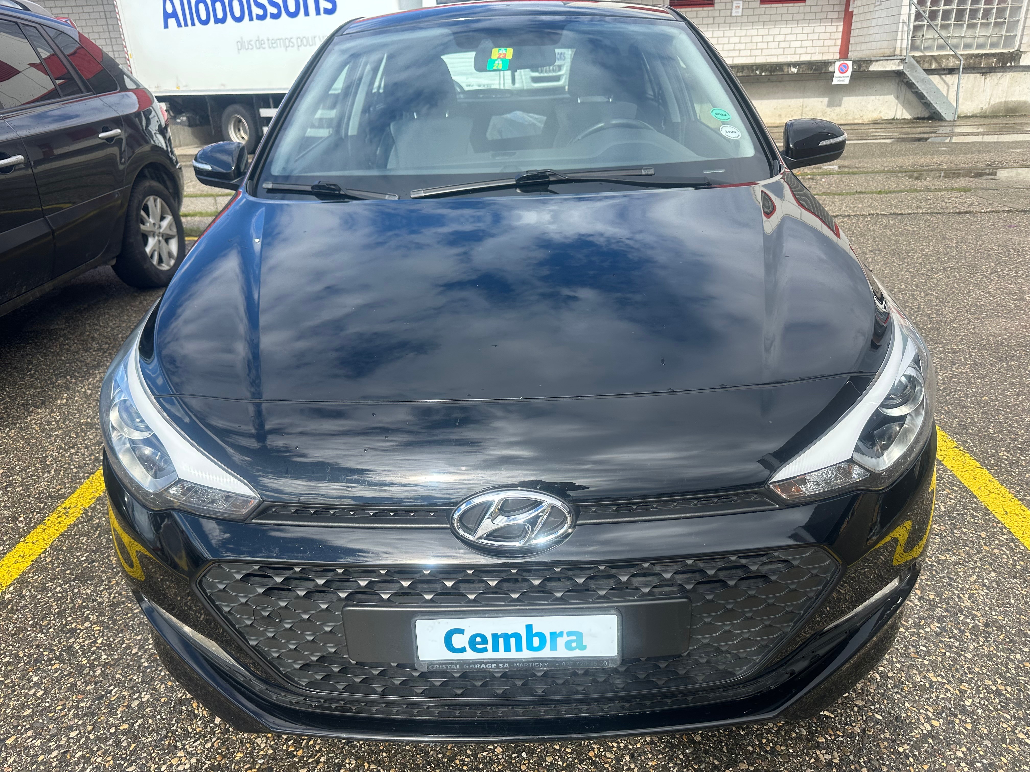 HYUNDAI i20