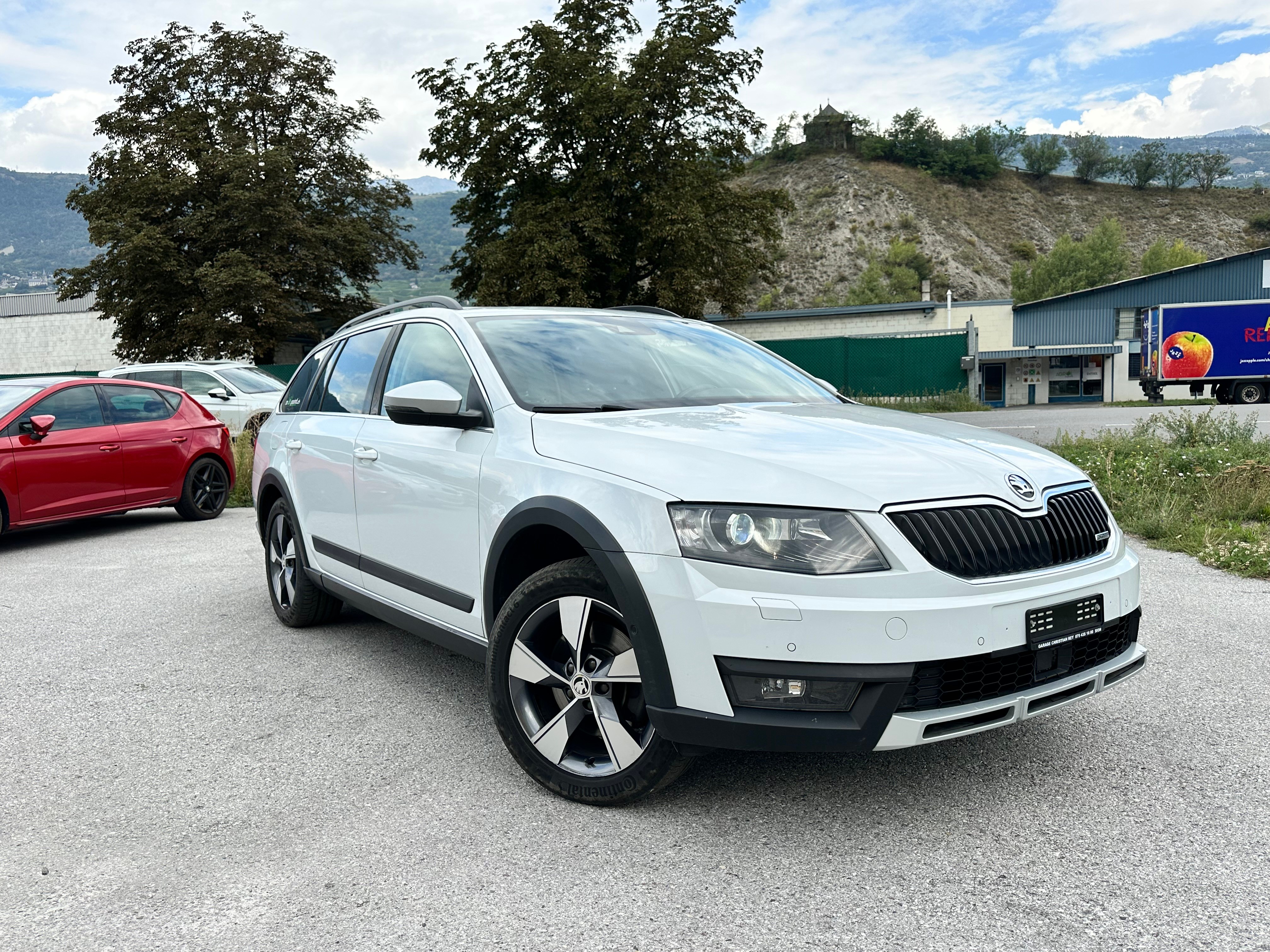 SKODA Octavia Combi 2.0 TDI Scout 4x4 DSG