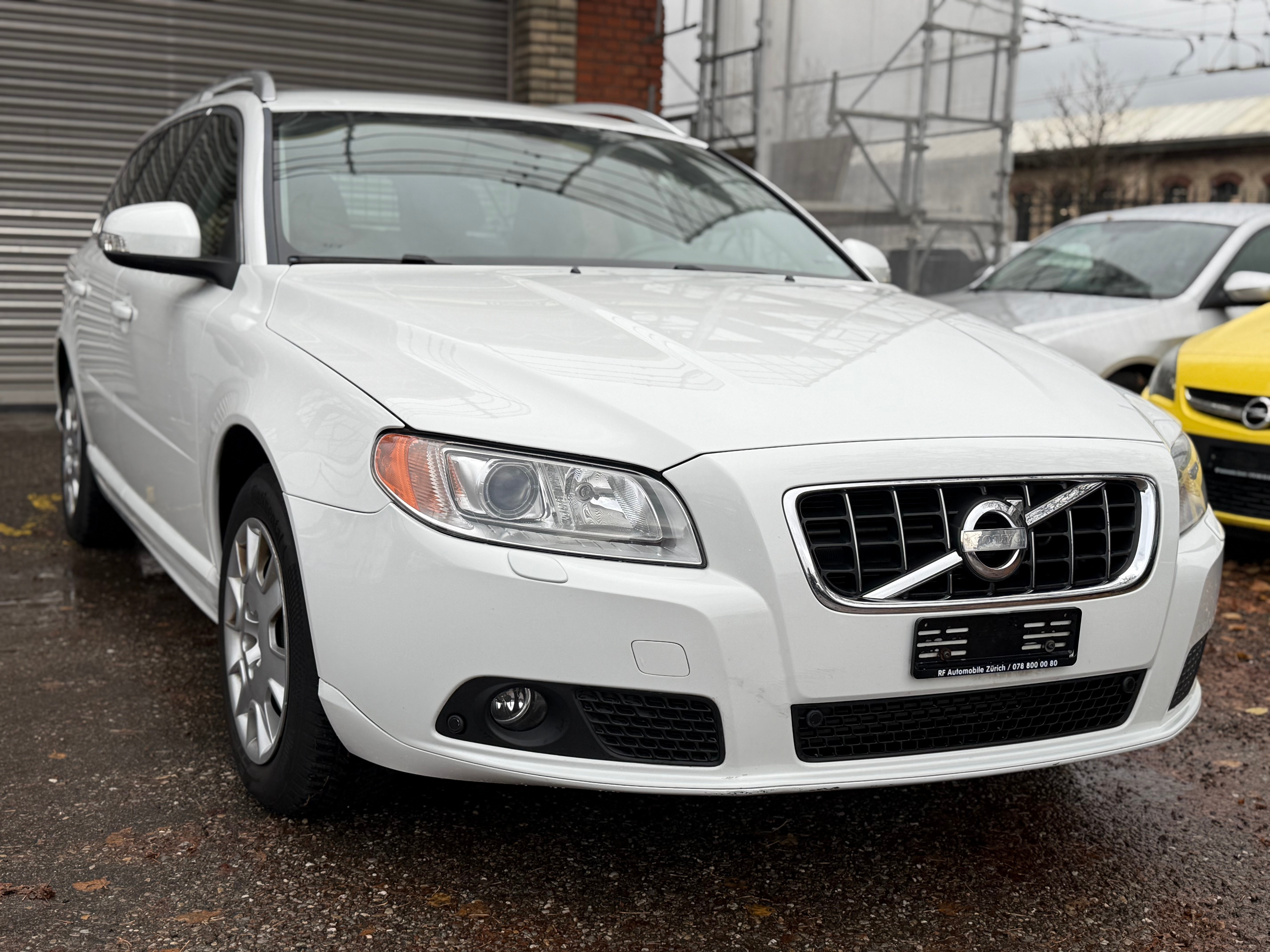 VOLVO V70 2.5T Summum