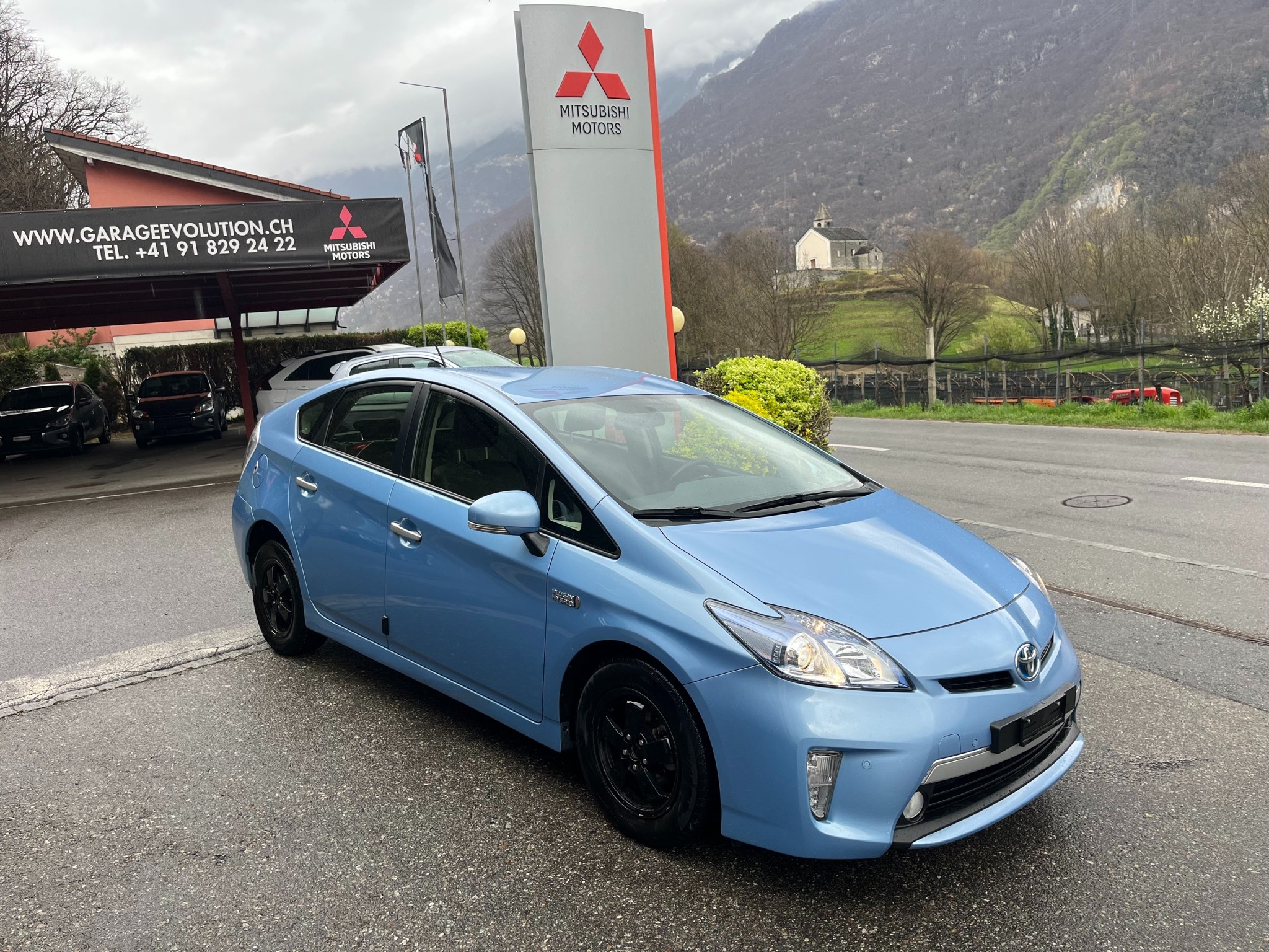 TOYOTA Prius 1.8 16V Plug-in Hybrid Sol Premium