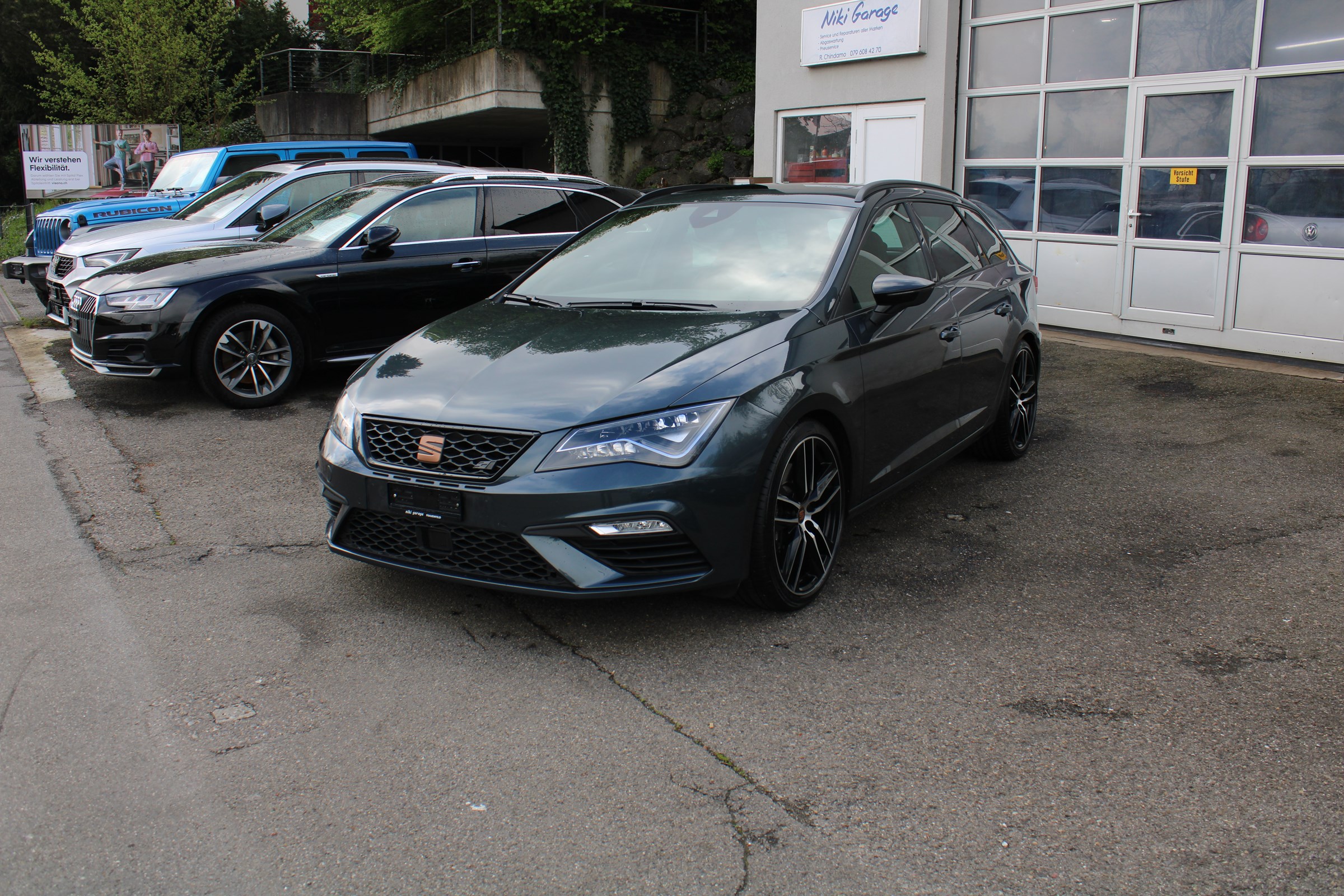 SEAT Leon ST 2.0 TSI Cupra 300 DSG 4Drive