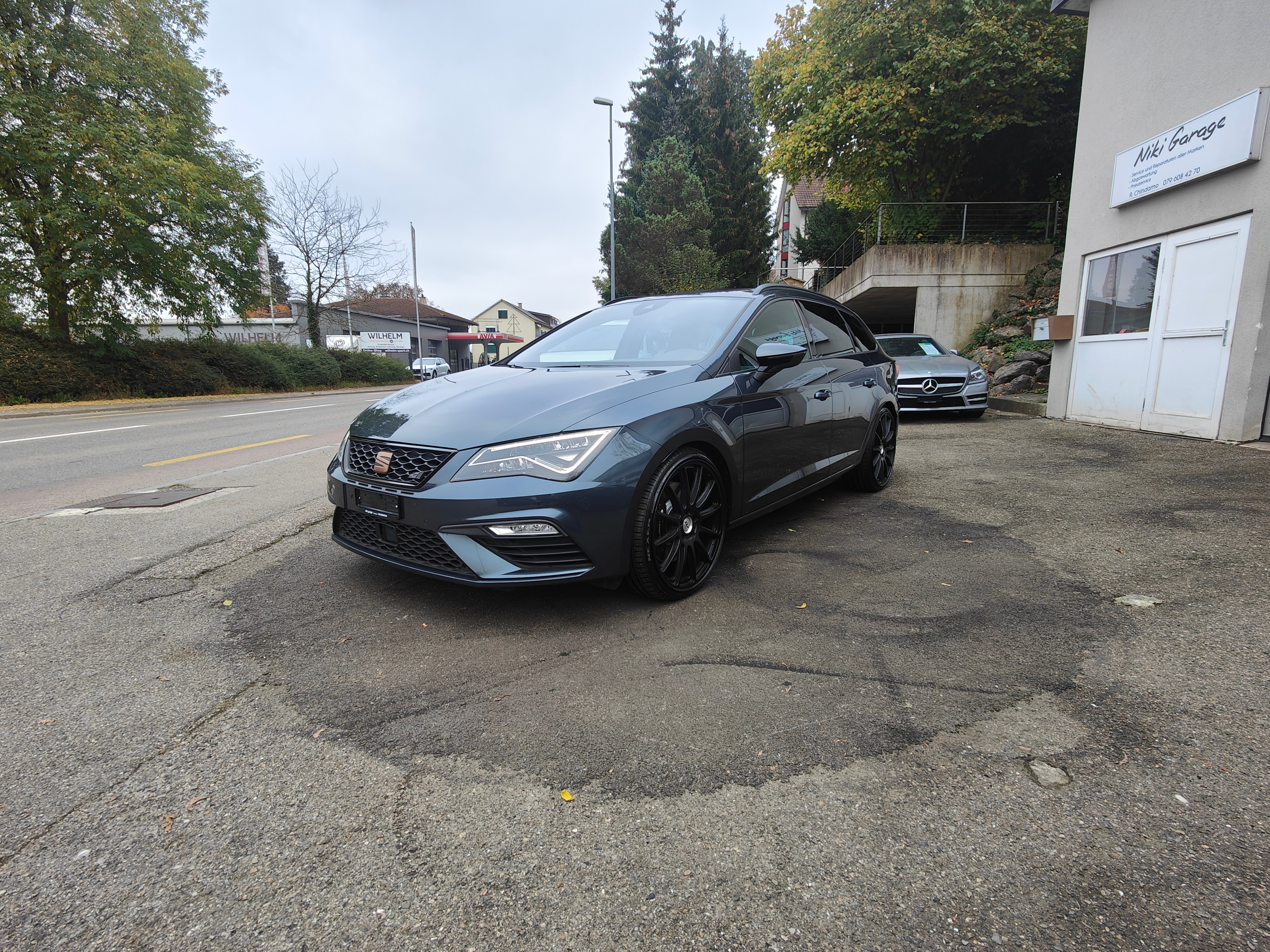 SEAT Leon ST 2.0 TSI Cupra 300 DSG 4Drive