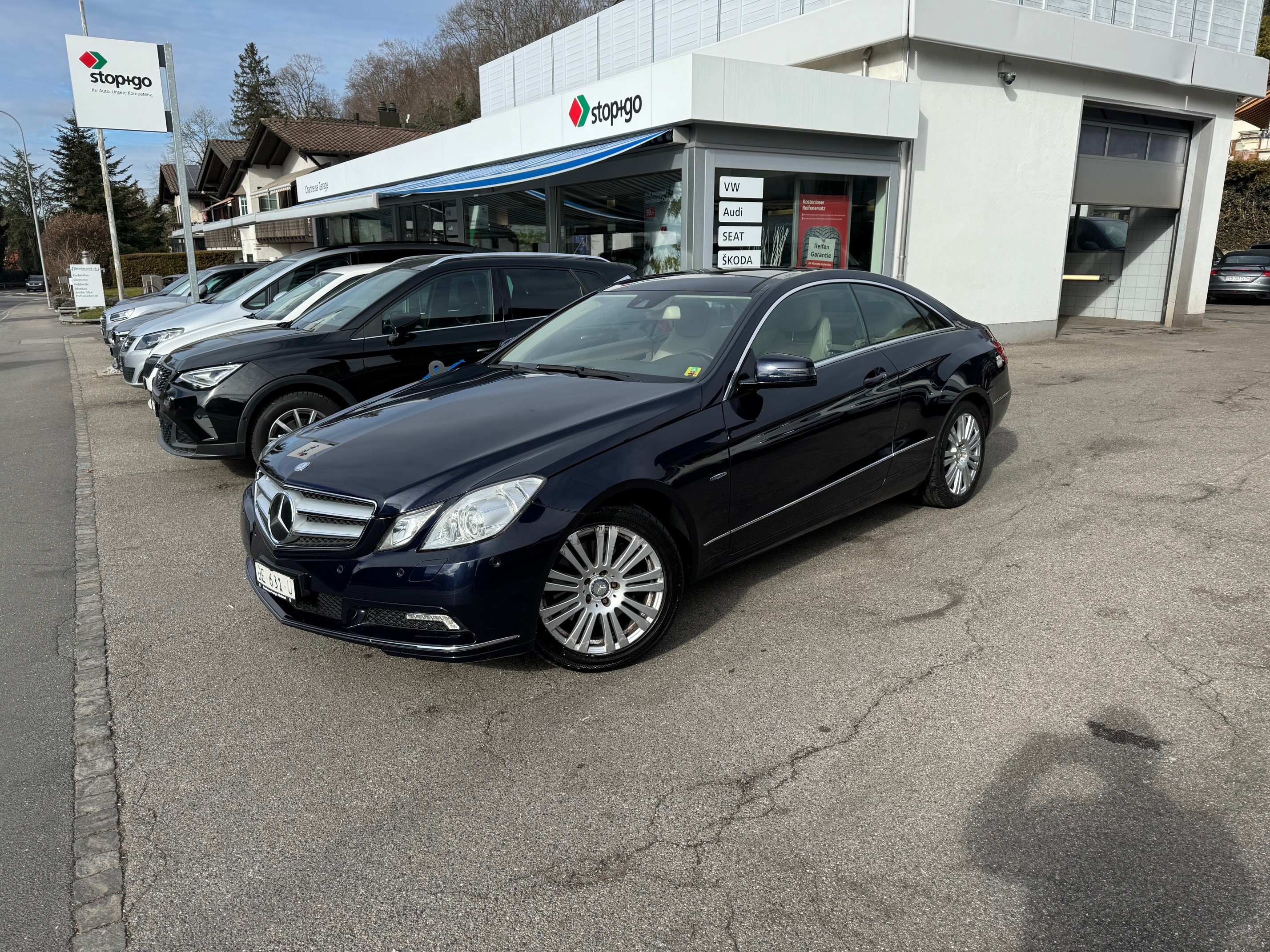 MERCEDES-BENZ E 350 CGI BlueEfficiency 7G-Tronic