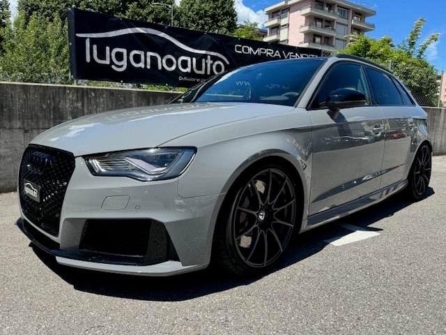 AUDI RS3 2.5 TSI quattro S-tronic