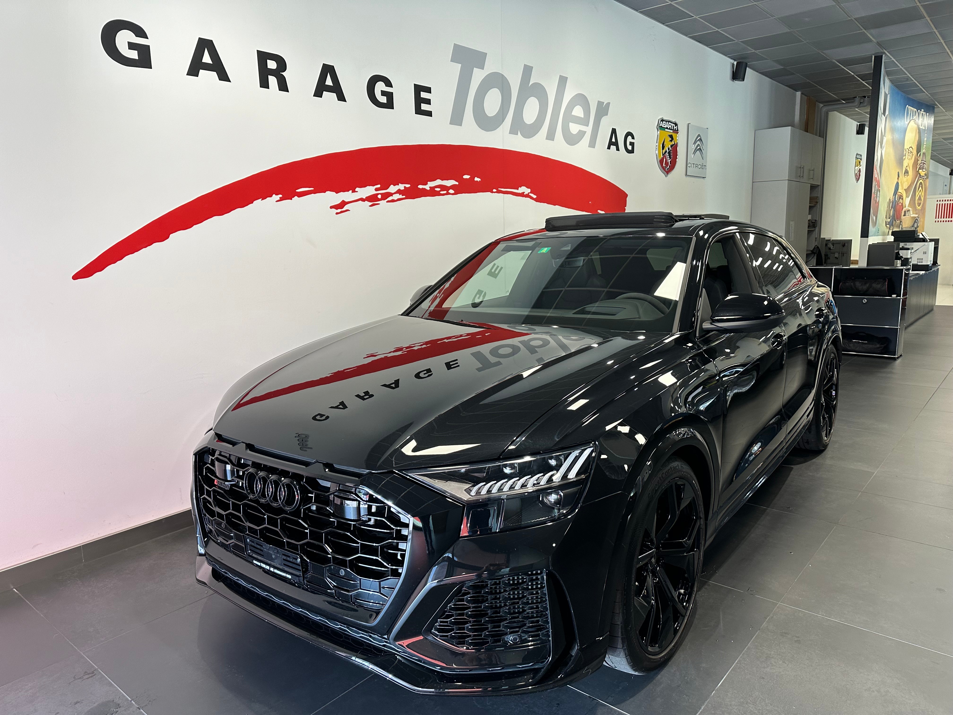 AUDI RSQ8 quattro tiptronic