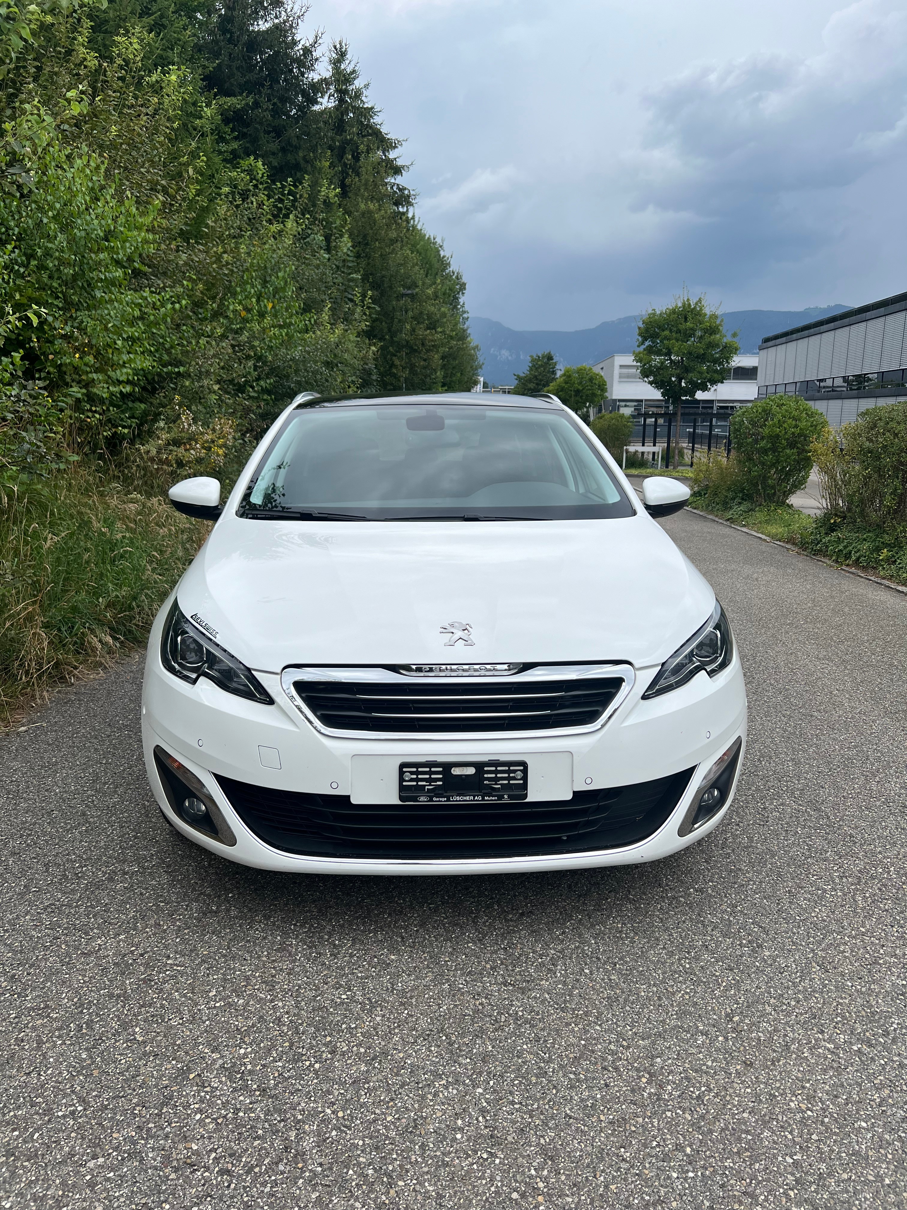 PEUGEOT 308 SW 1.2 THP Féline Automatic