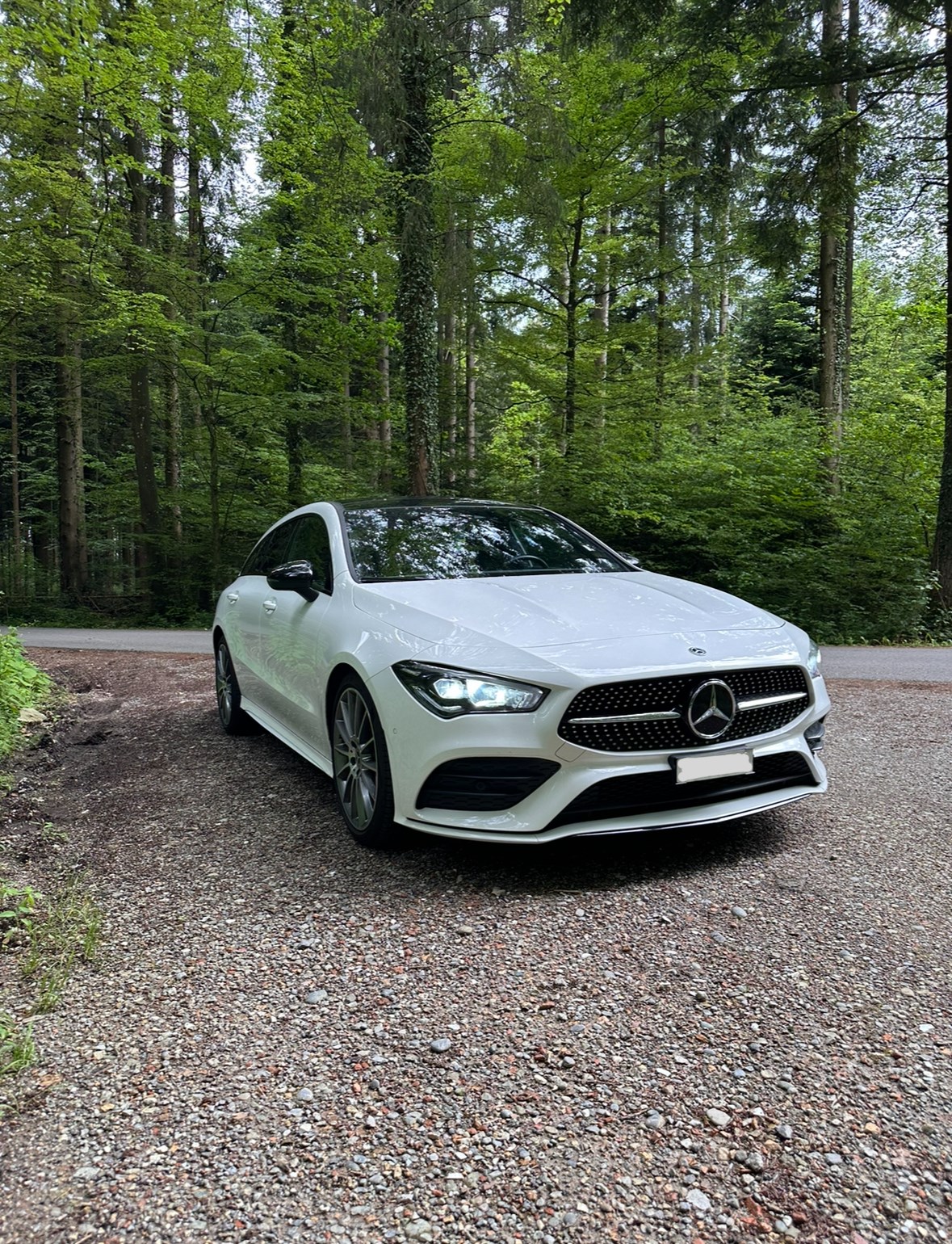 MERCEDES-BENZ CLA Shooting Brake 220 d 4Matic AMG Line