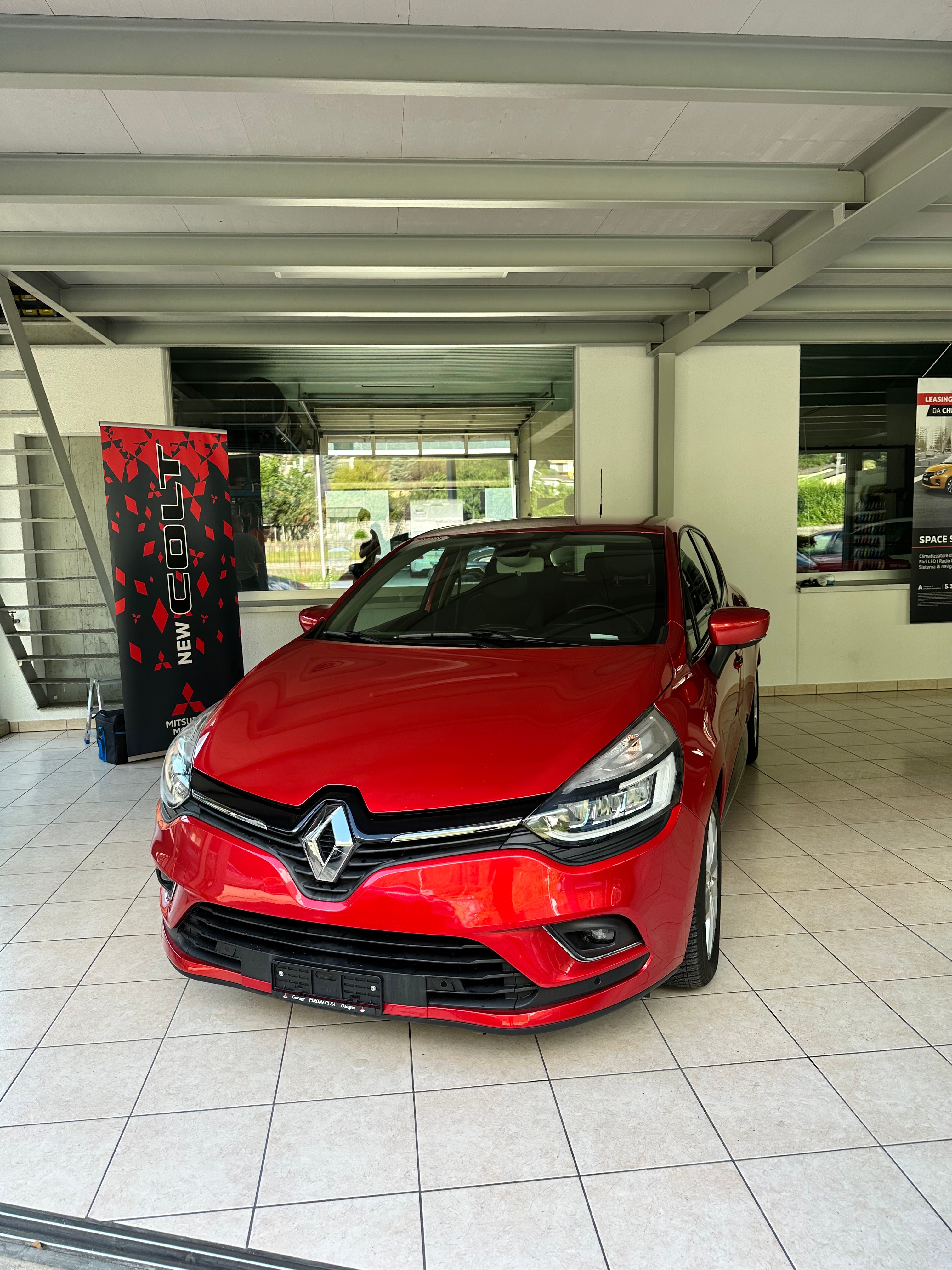 RENAULT Clio 0.9 Intens