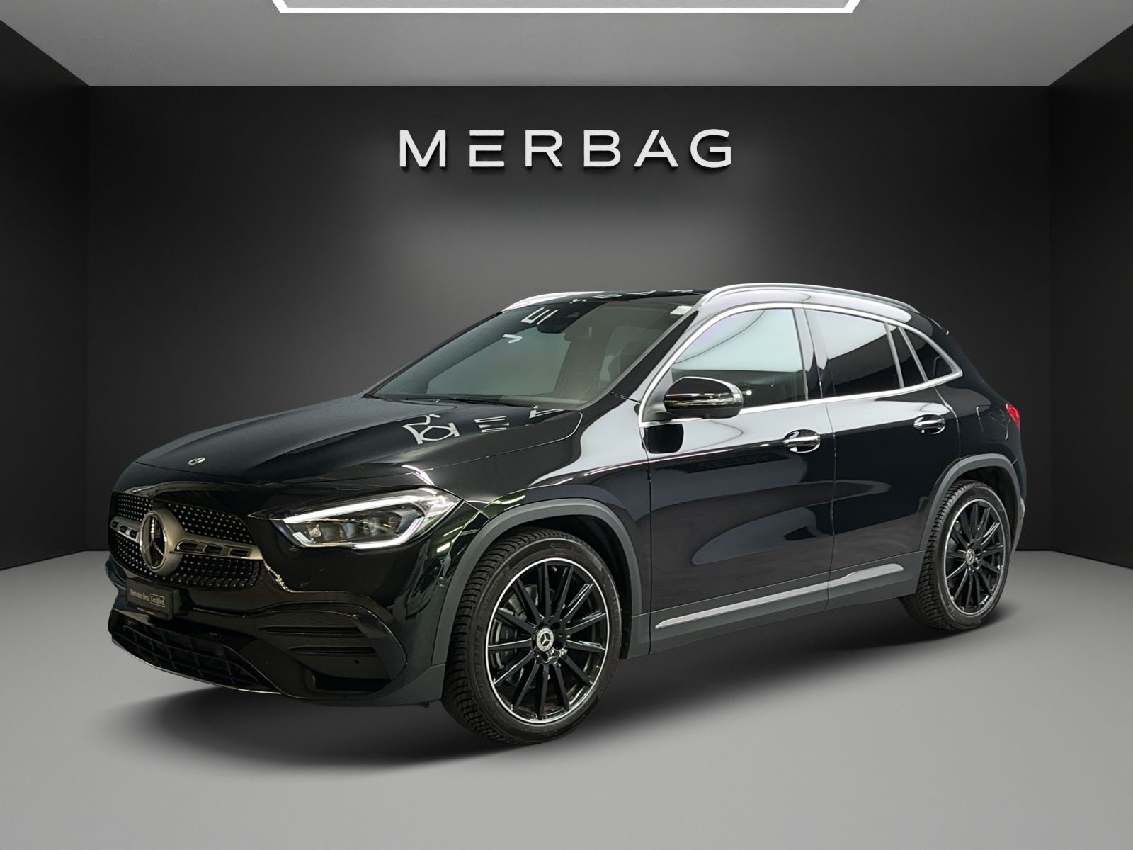 MERCEDES-BENZ GLA 250 4Matic AMG Line 8G-DCT