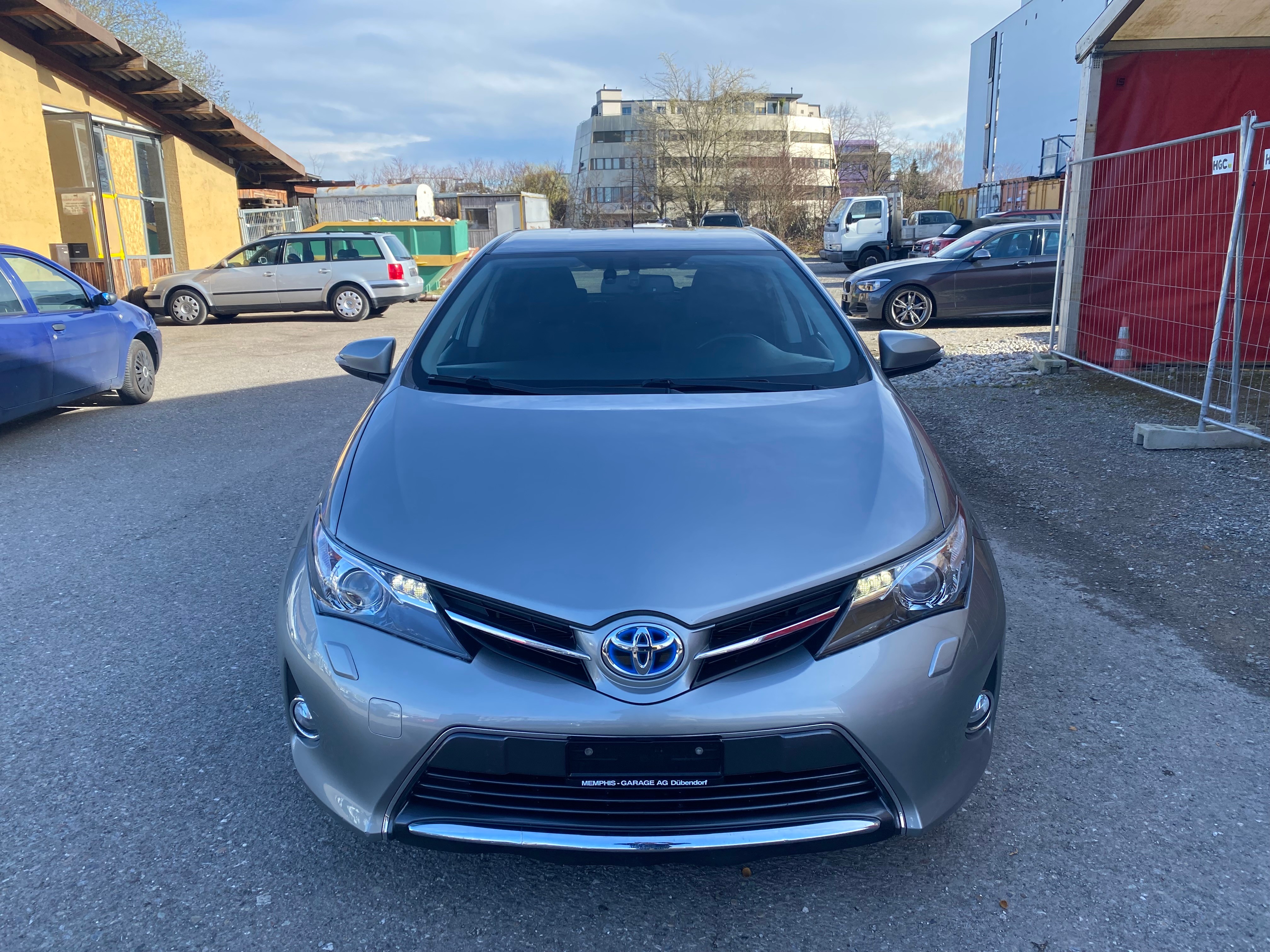 TOYOTA Auris 1.8 16V HSD Linea Trend