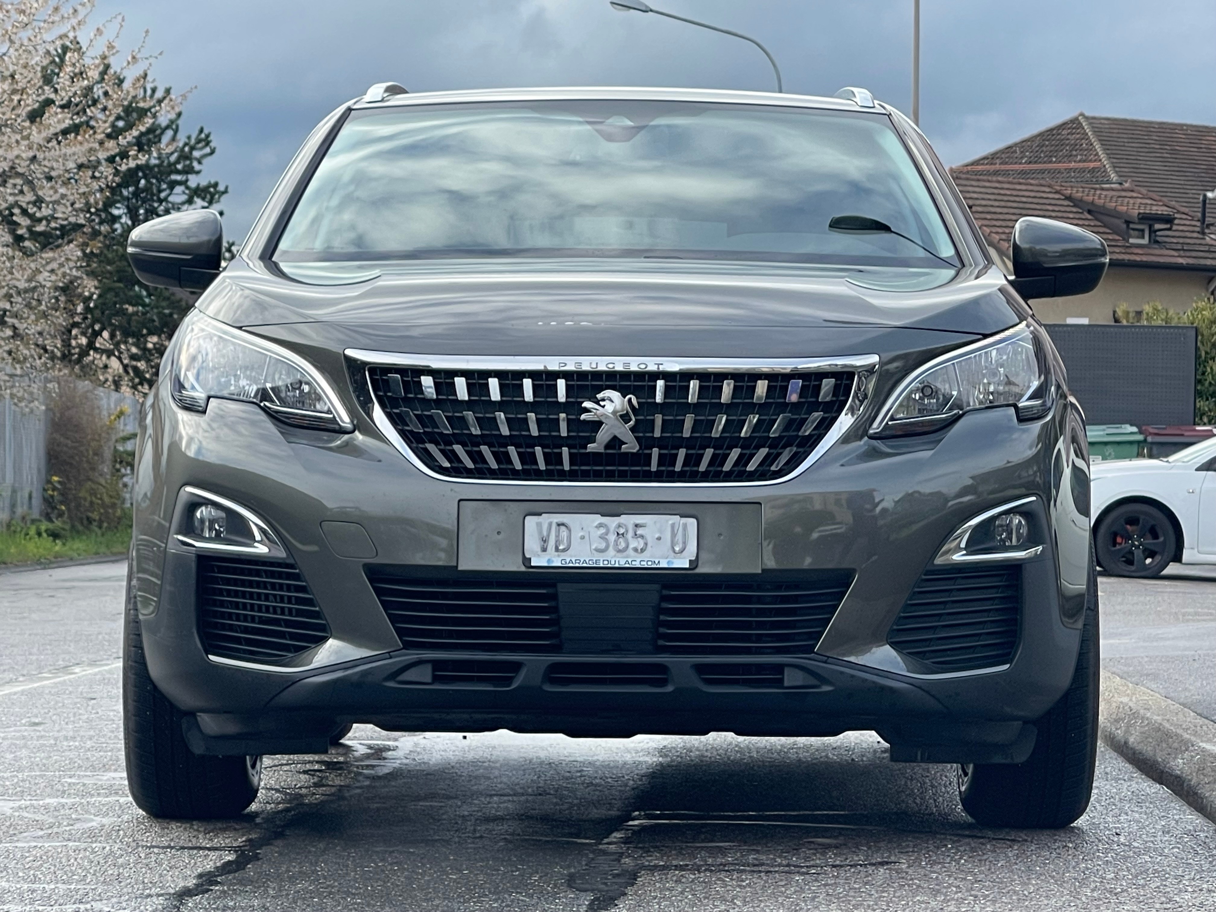 PEUGEOT 3008 1.2 PureTech Active EAT