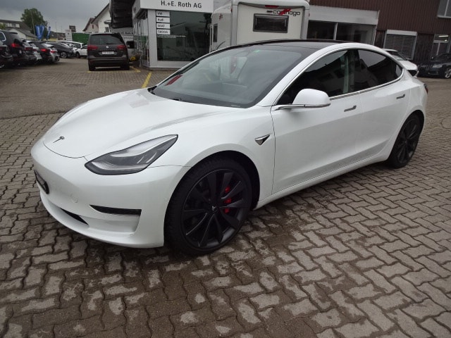 TESLA Model 3 Performance Dual Motor AWD