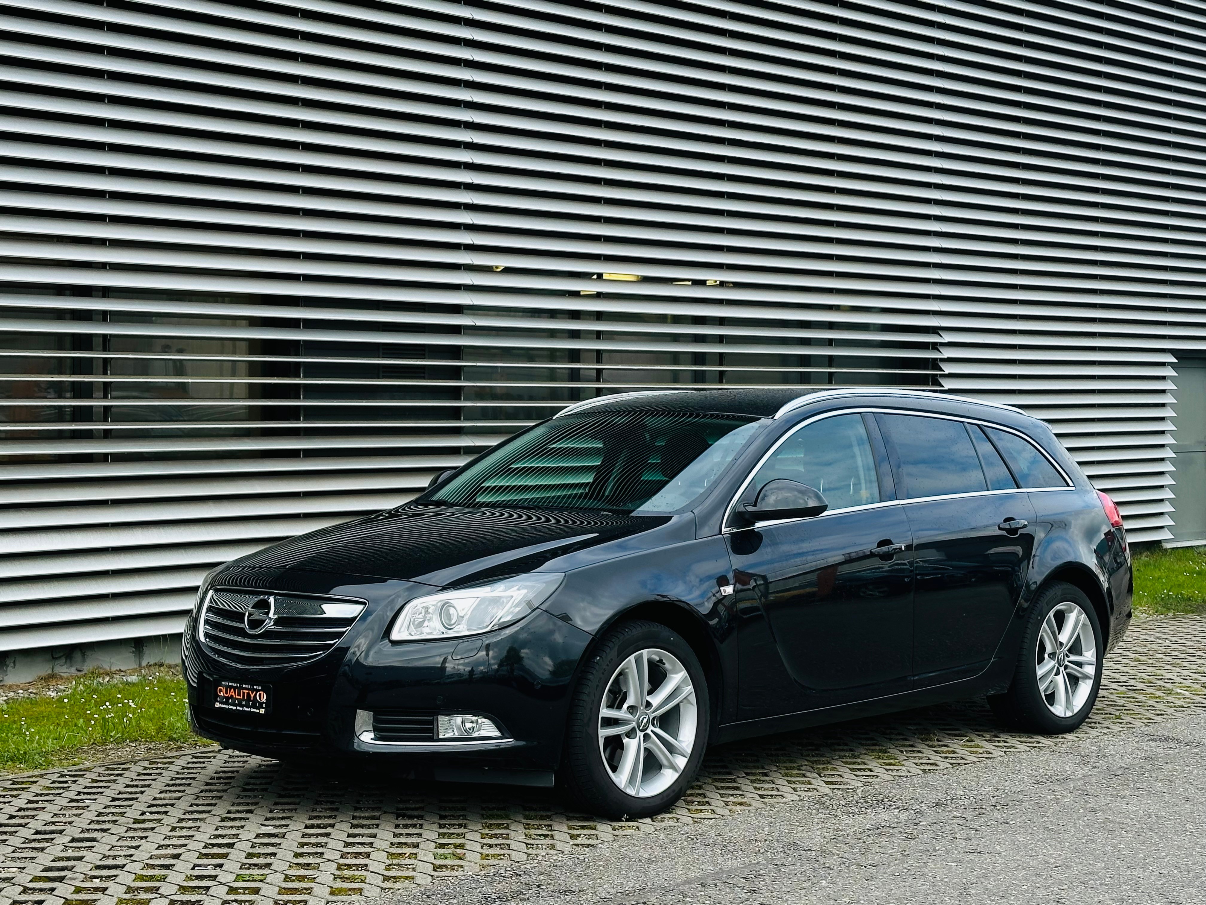 OPEL Insignia Sports Tourer 2.0 Turbo Sport Edition 4WD