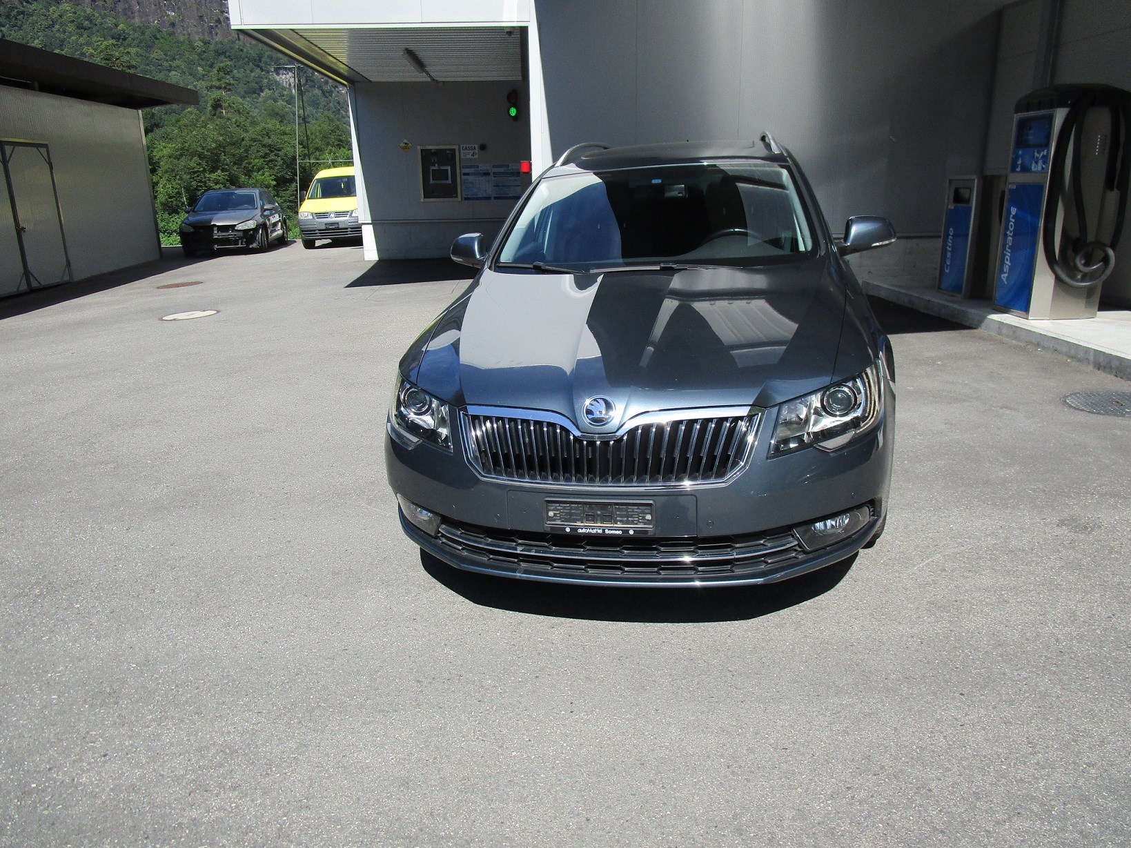 SKODA Superb Combi 2.0 TDi Business 4x4 DSG