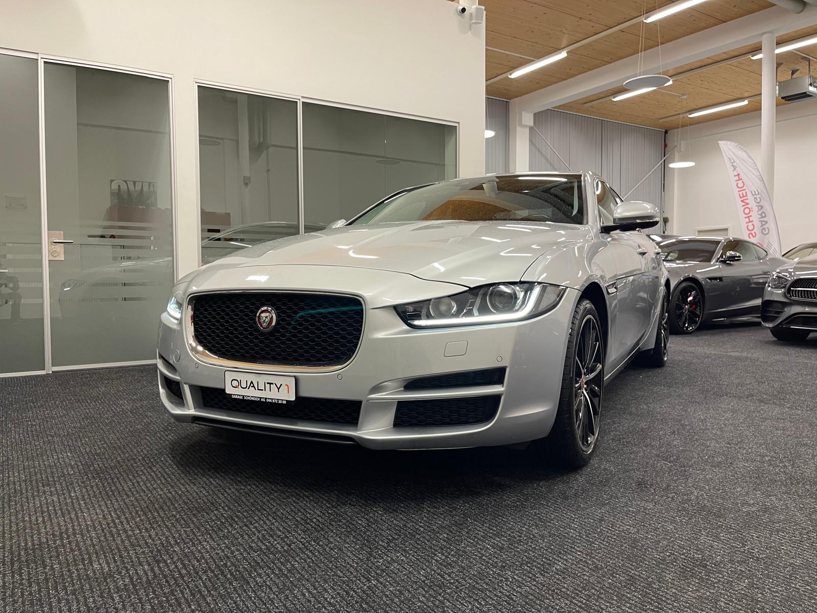 JAGUAR XE