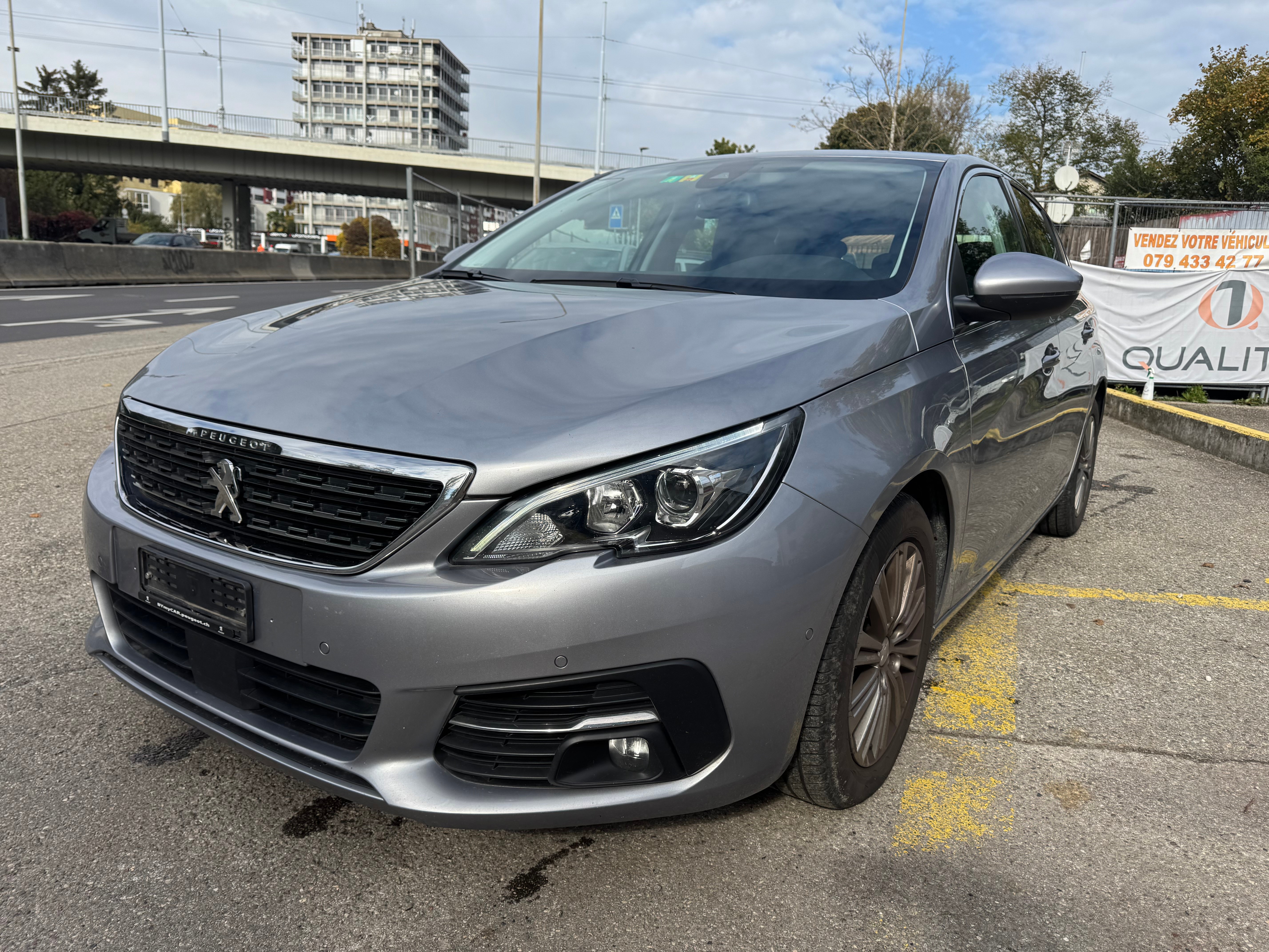 PEUGEOT 308 1.2 Pure Tech Allure EAT8