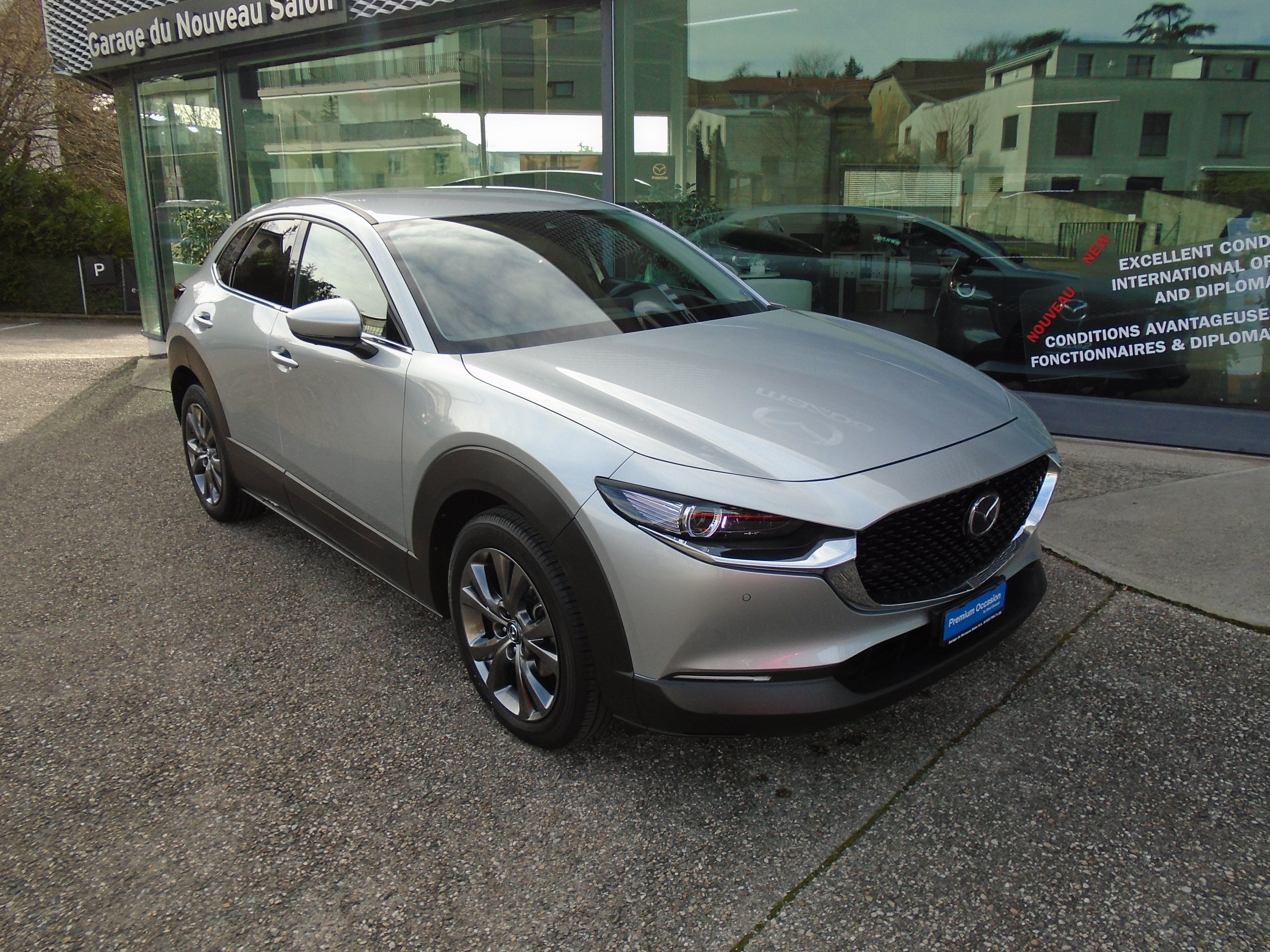 MAZDA CX-30 SKYACTIV-X 186 M Hybrid AWD Revolution Automat