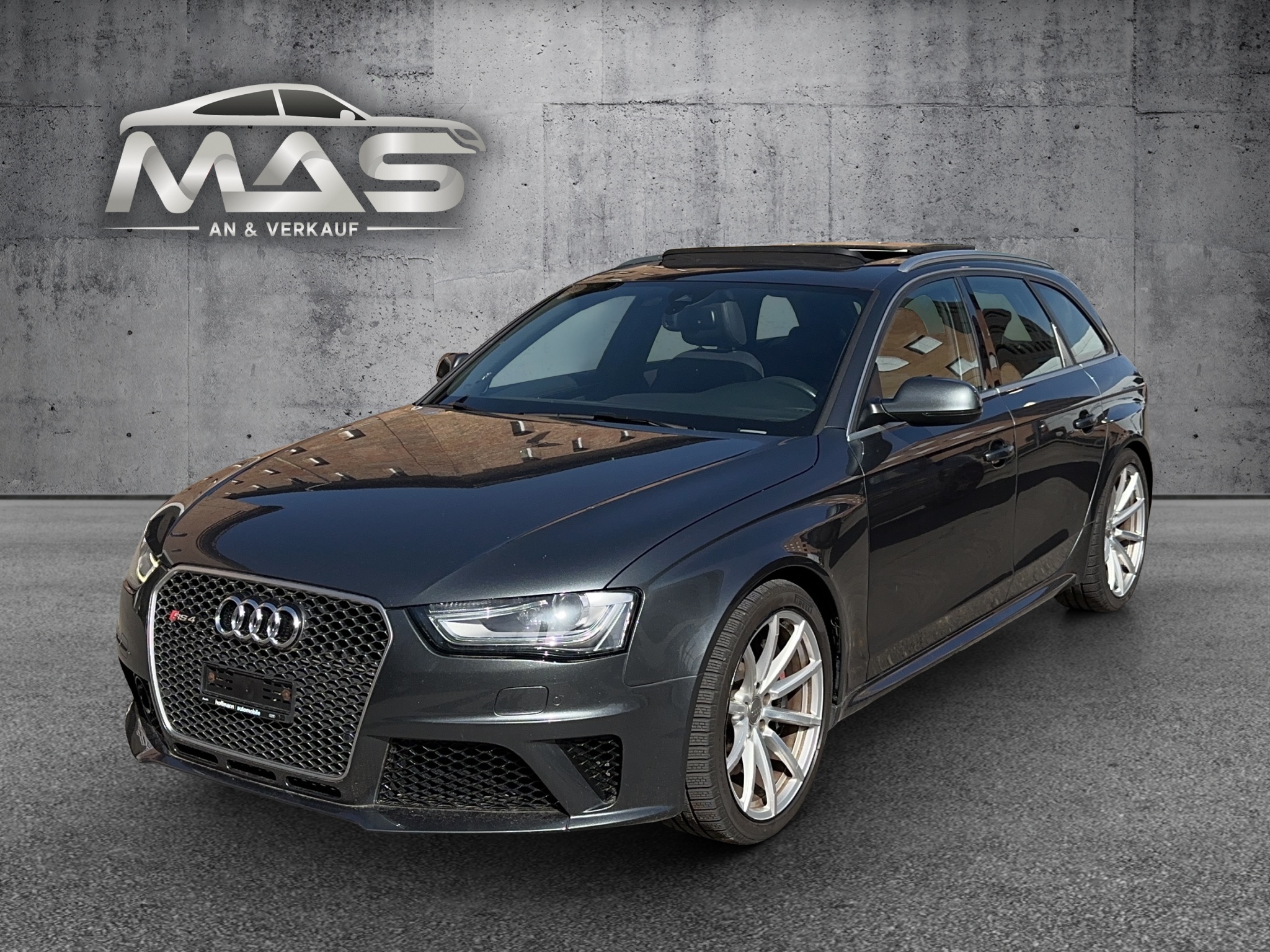 AUDI RS4 Avant 4.2 FSI V8 quattro S-tronic