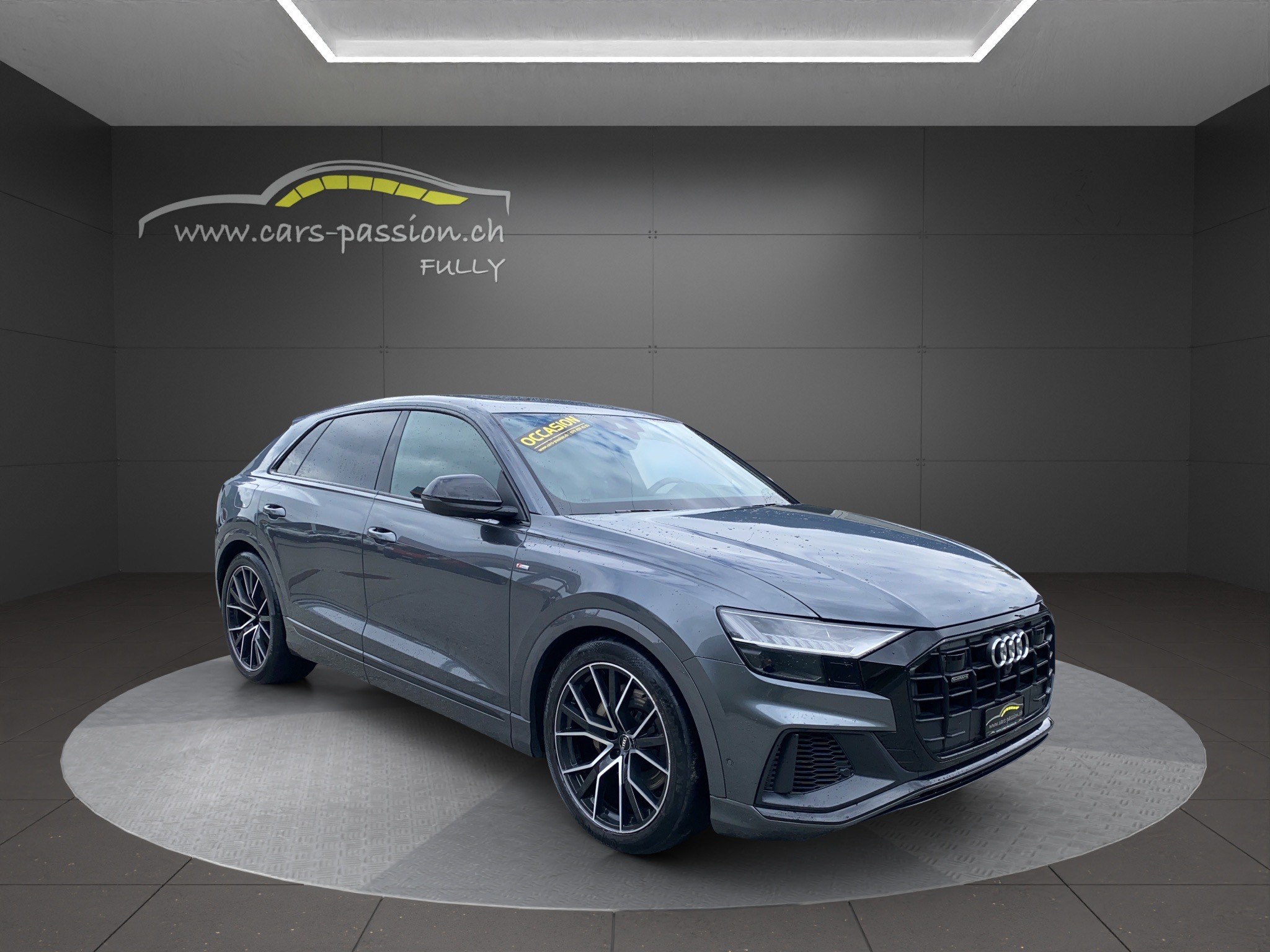 AUDI Q8 55 TFSI S-Line quattro tiptronic